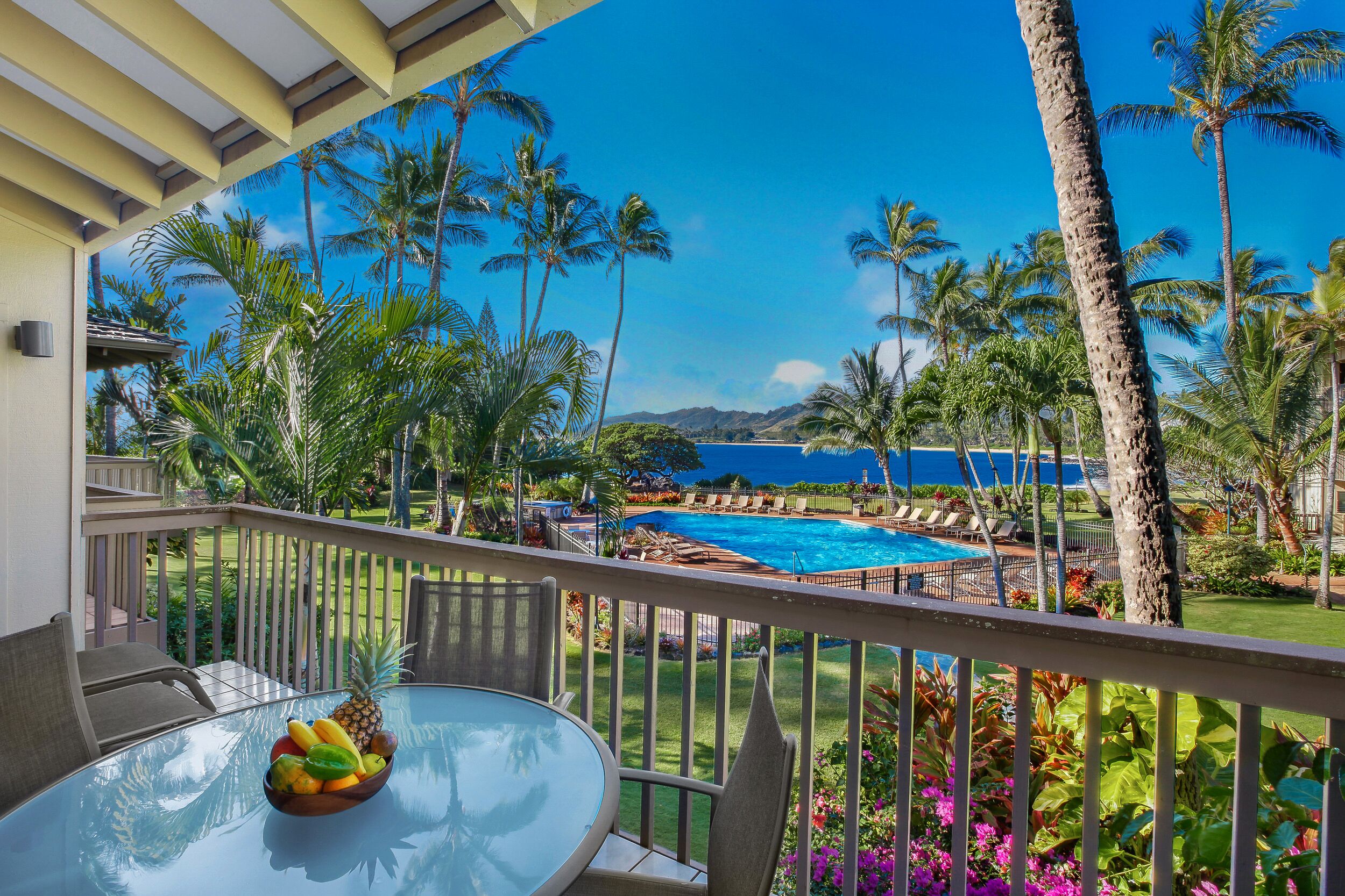 Lae Nani #124, Ocean Front, wonderful view, tastefully remodeled