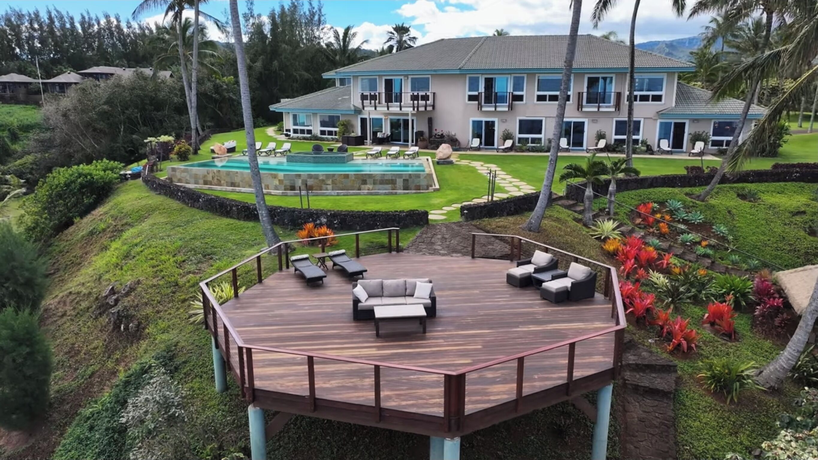 Luxury 5 BR Estate over Beach w/ Huge Views, Pool, Hot Tub - TVNC#4201