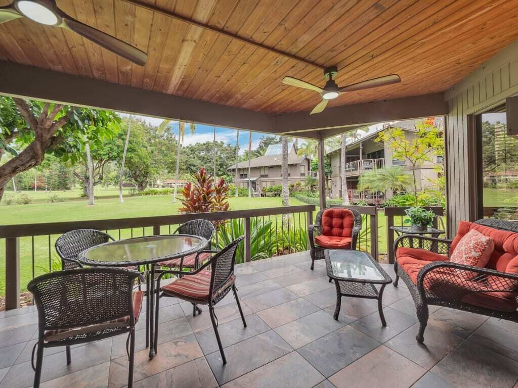 Golfers Fave! Lanai+Wet Bar, Kitchen, AC, WiFi, Flat Screen+Laundry–Kanaloa at Kona 502