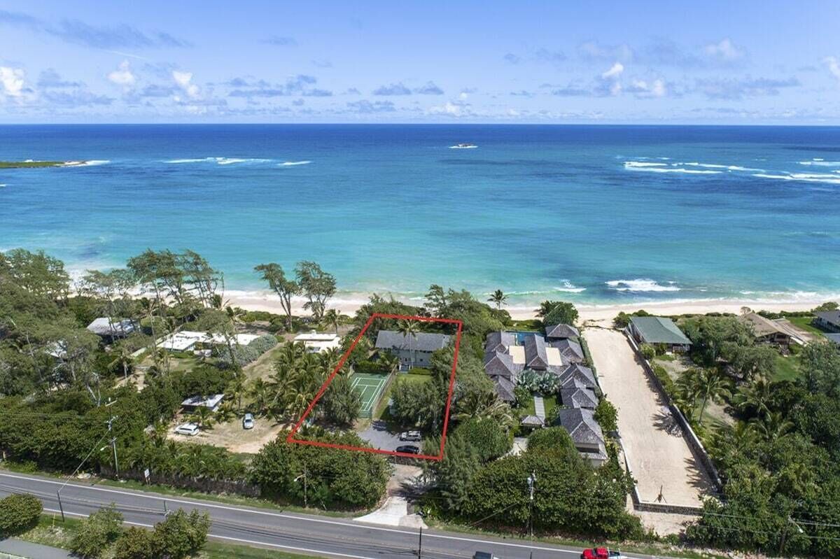 Moani Kaiolohia – Country Beach House with Private Sport Court