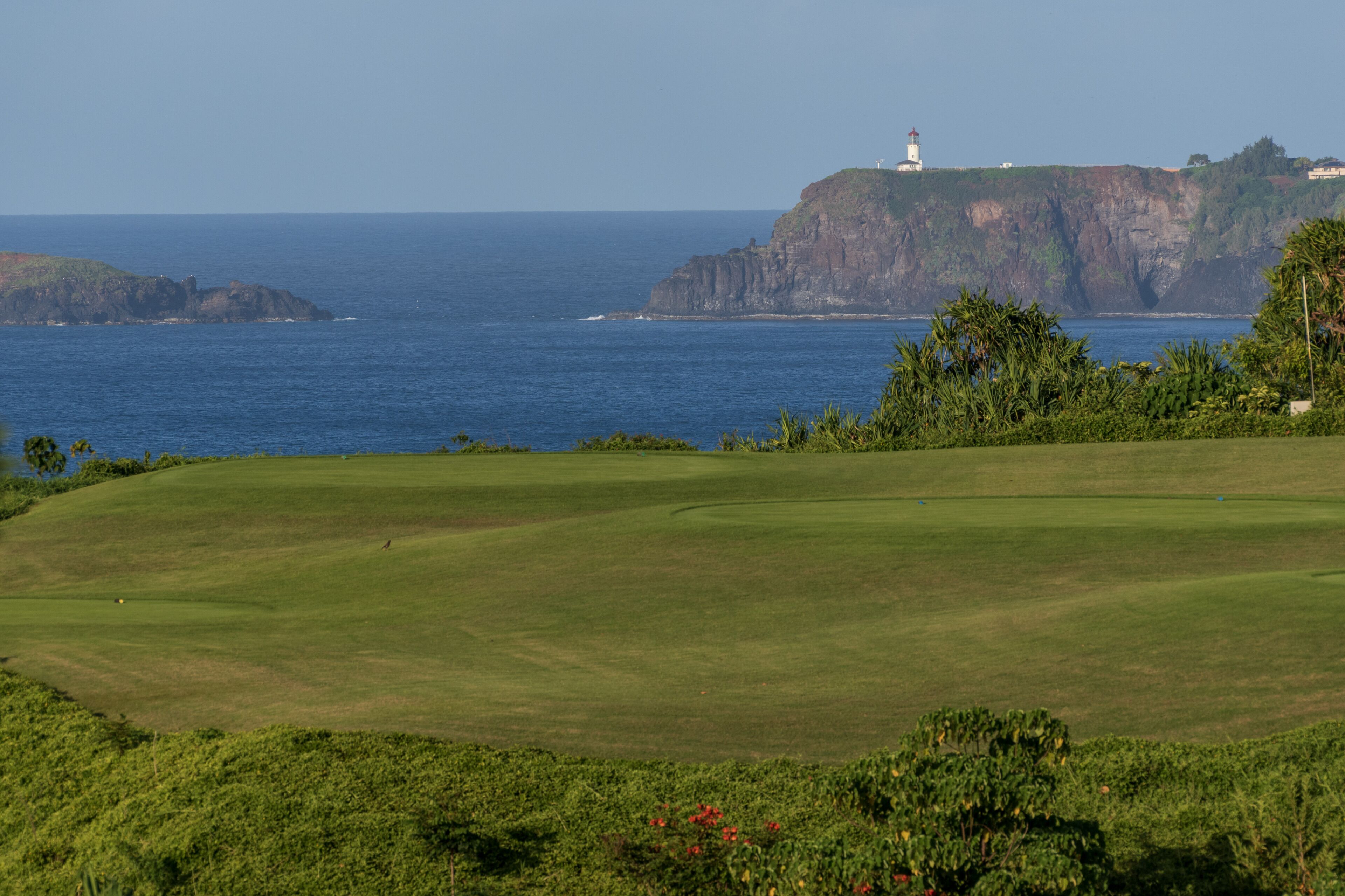 Quiet Condo With Ocean, Golf Course, And Mountain Views