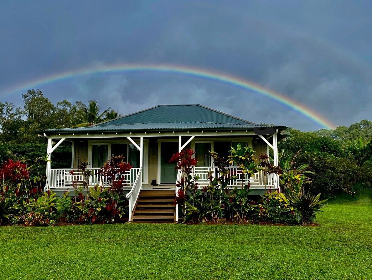 KAUAI'S Plantation-style Paradise for 2! Peaceful North Shore Cottage 5-STAR!