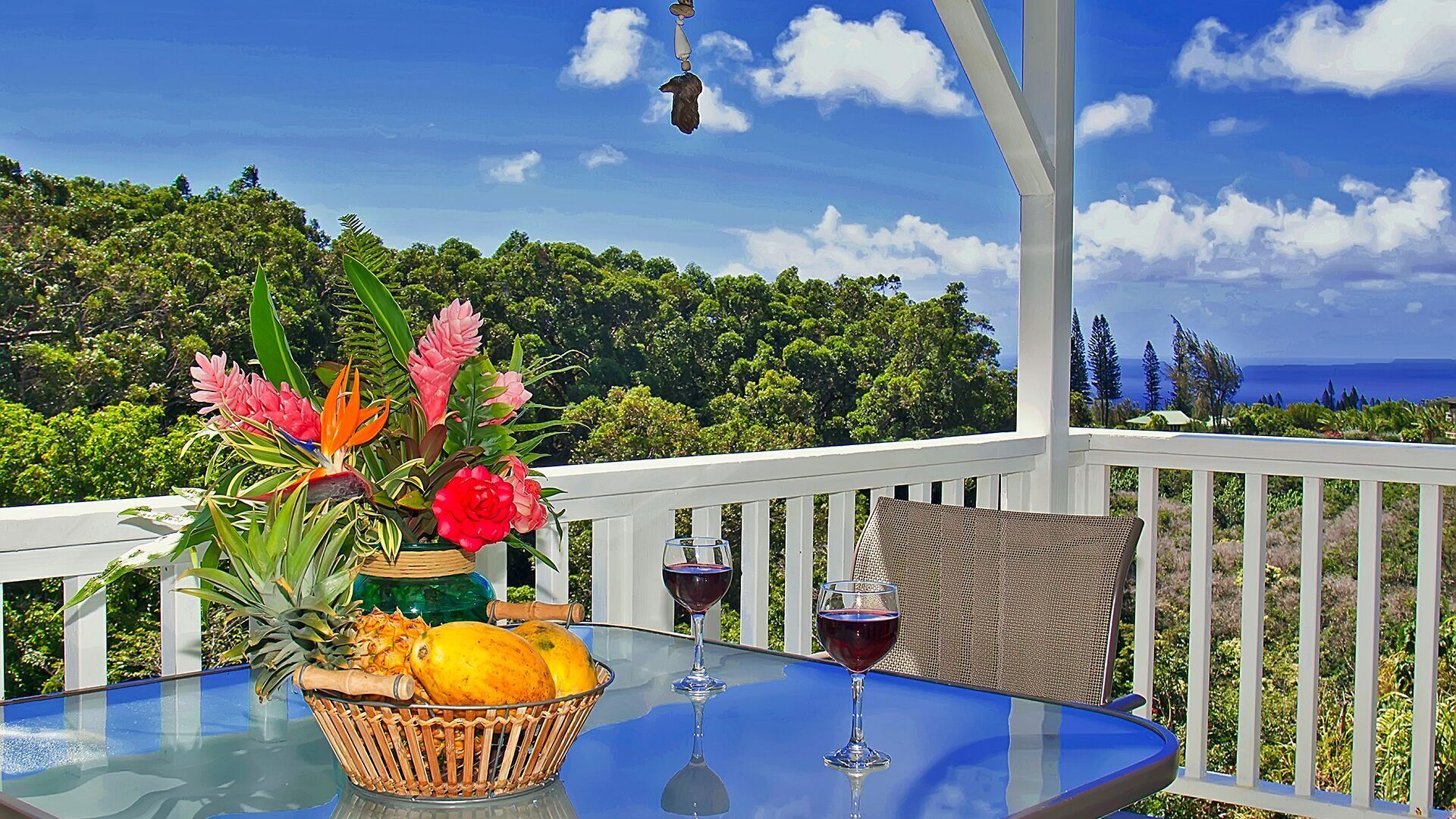 Pineapple Cottage B&B  Vacation Rental Haiku Maui, Lic#BBPH2015/0011