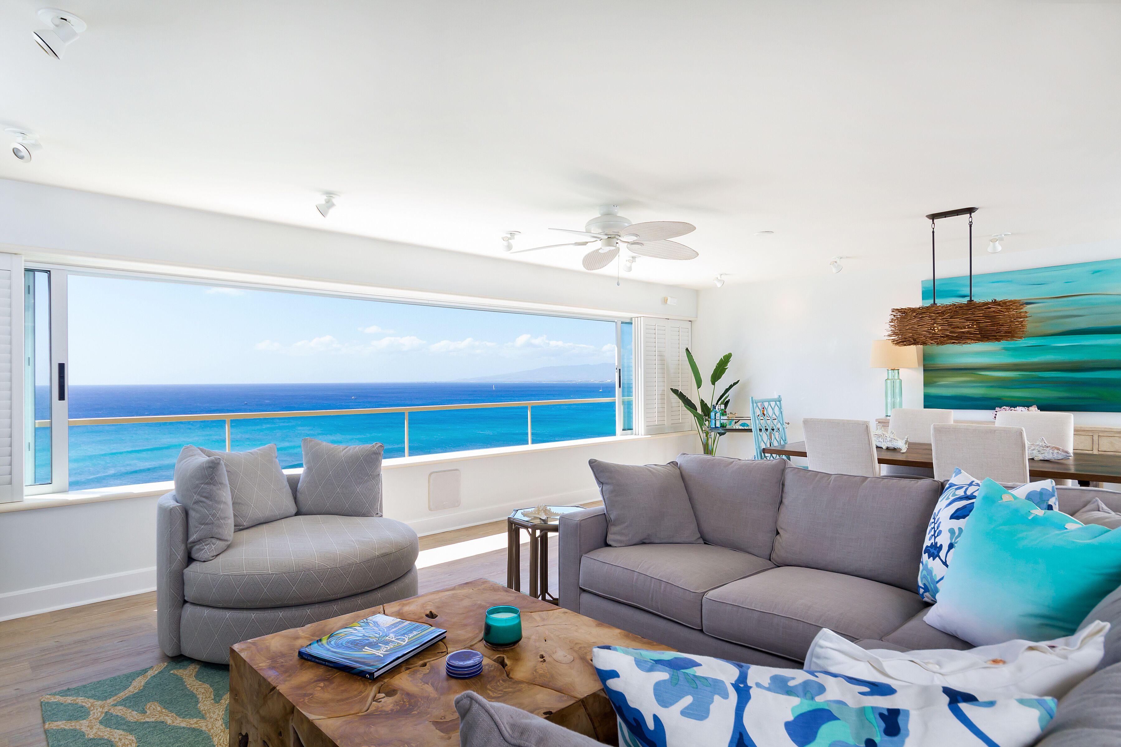 Professionally Decorated, Beachfront, Double Unit on the 18th floor.