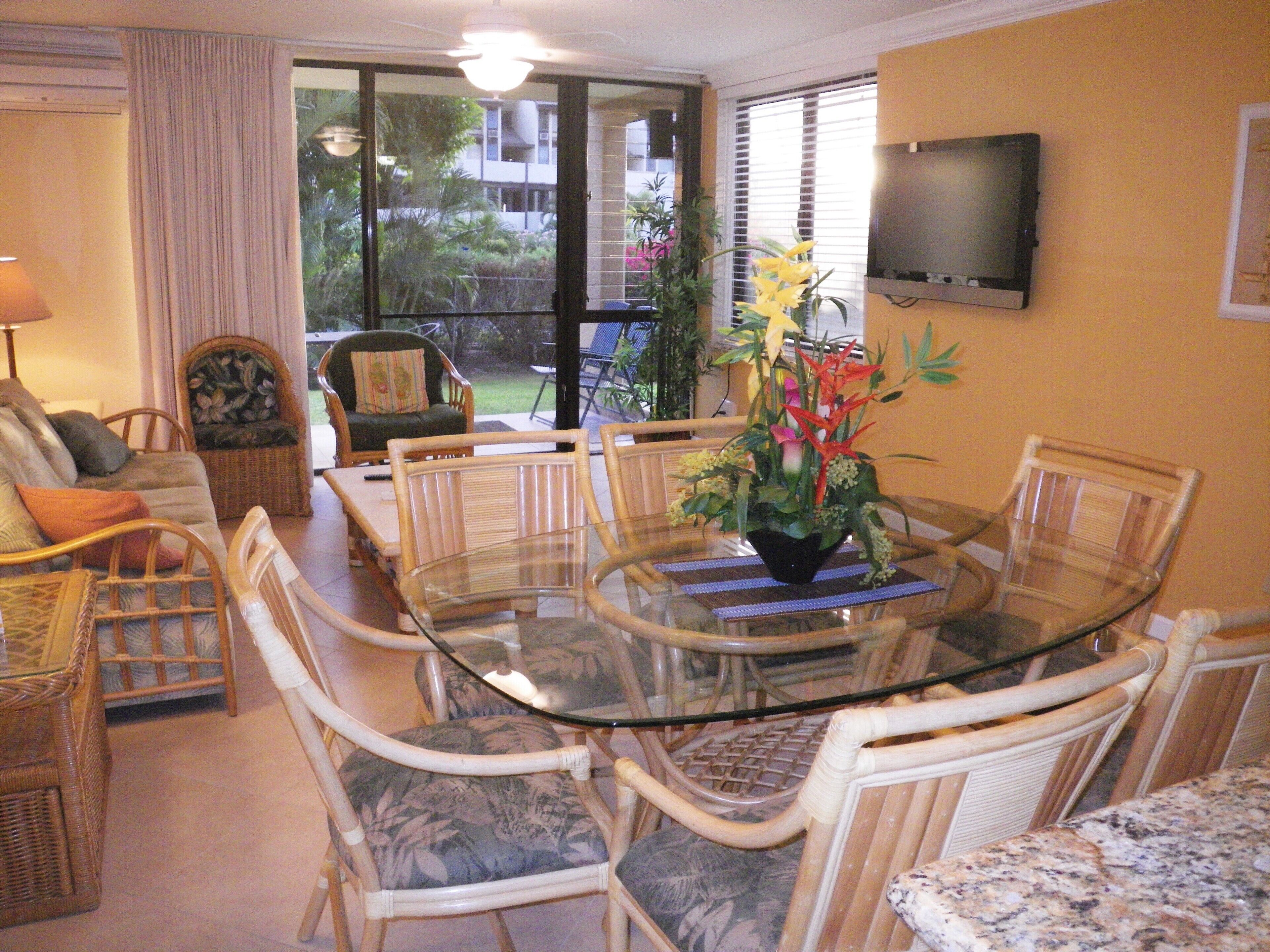 Kamaole Sands - 3BR/2BA, Ocean View- AC unit- great location