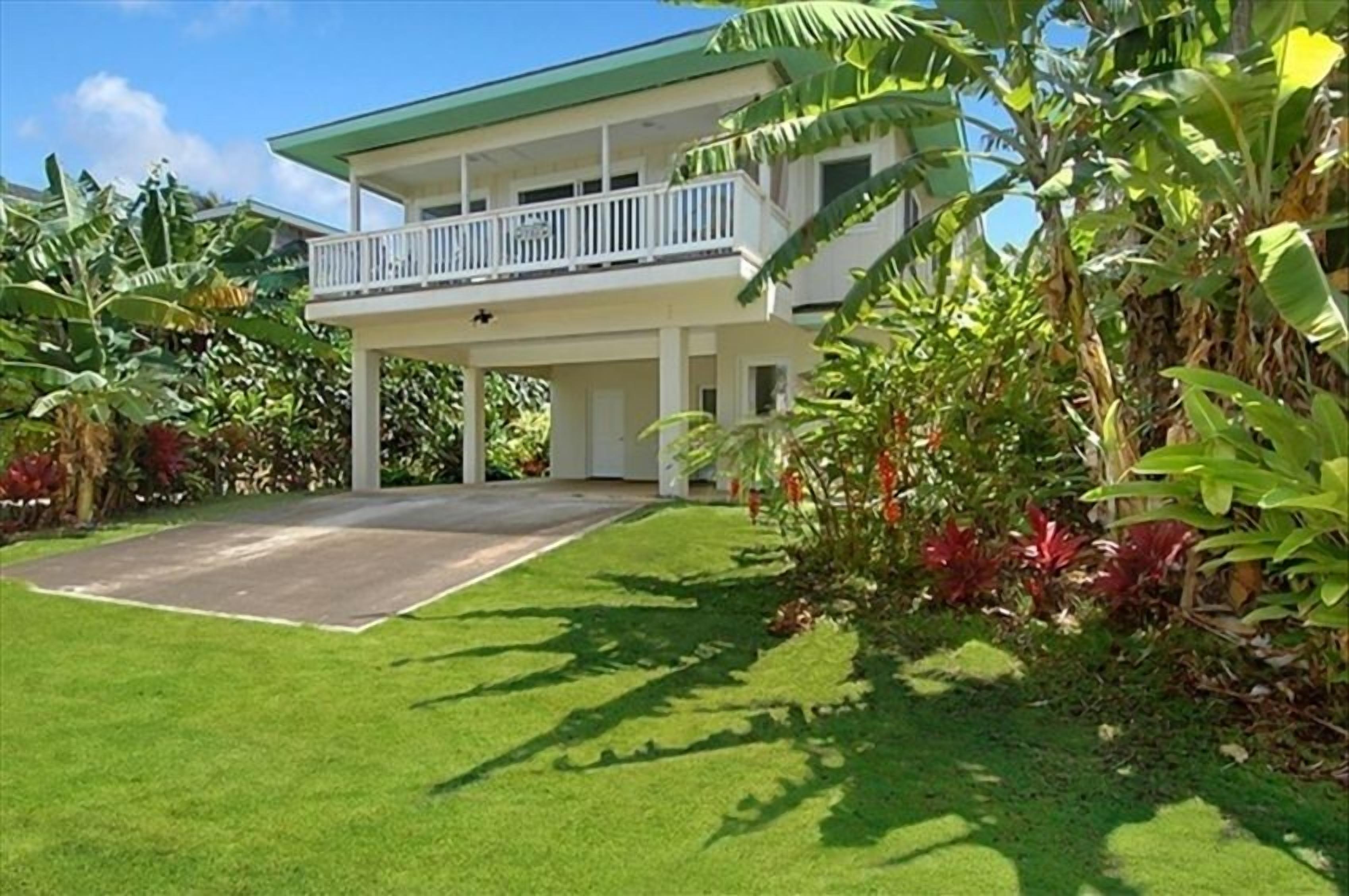 Poipu Beach House with AC by Brennecke's Beach
