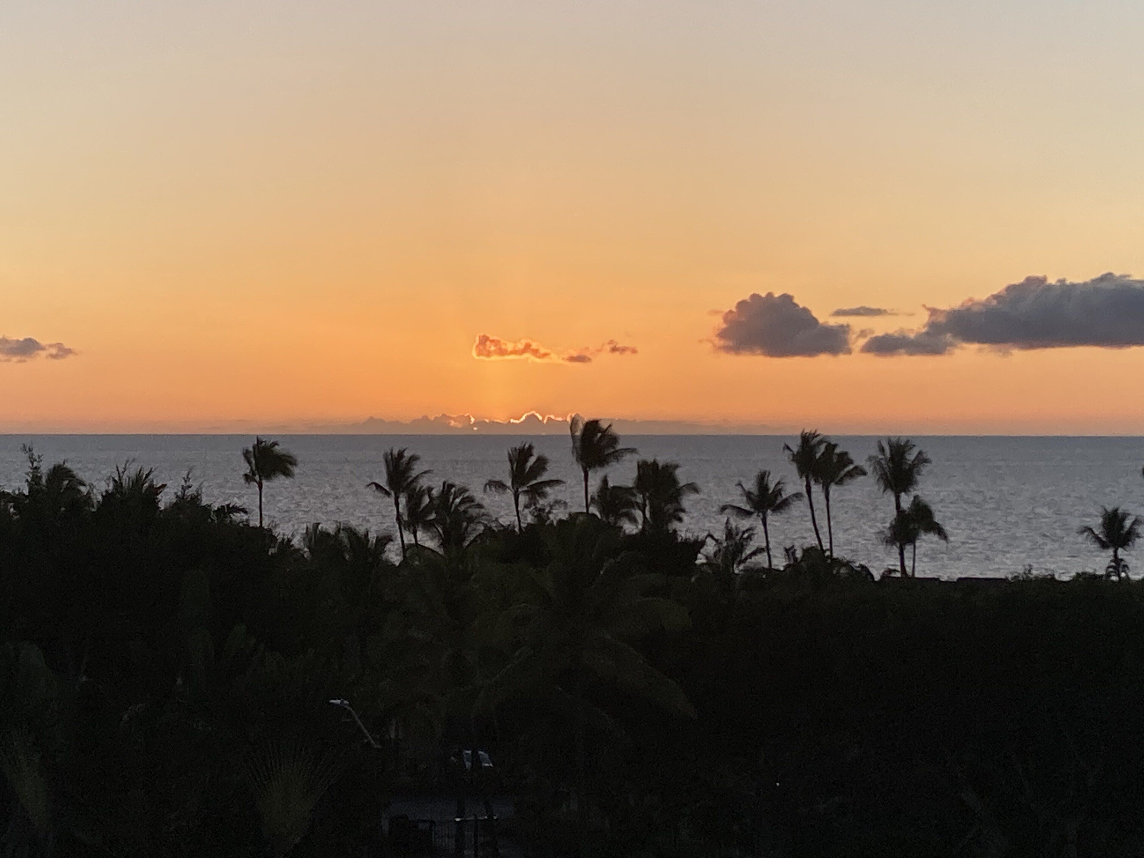 From 185 nt Aloha Summer Sizzle 2025 incl AC, 5 Star Luxury on the Big Island