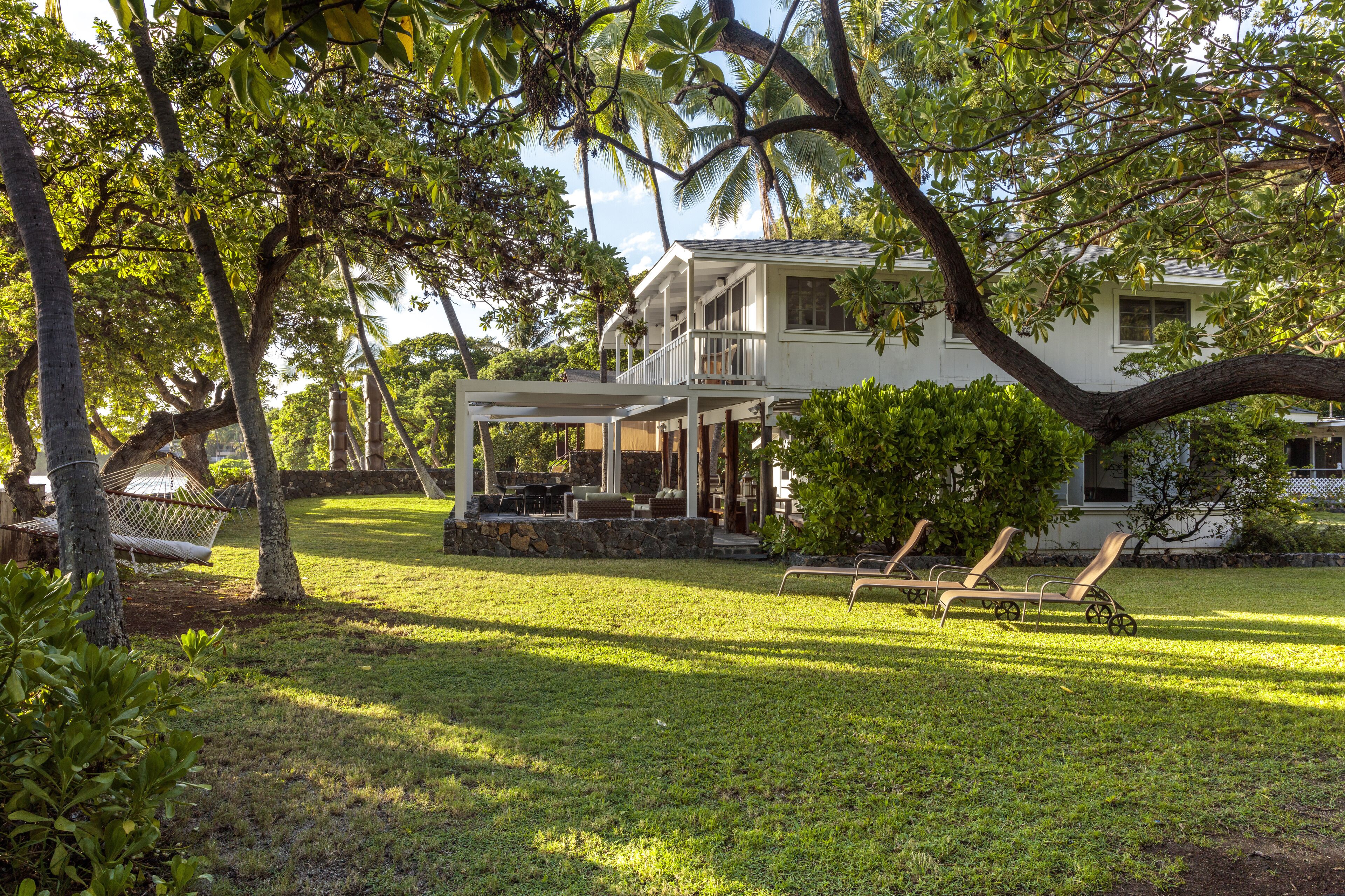 Seaside Zen Cottage - A beach is your front yard