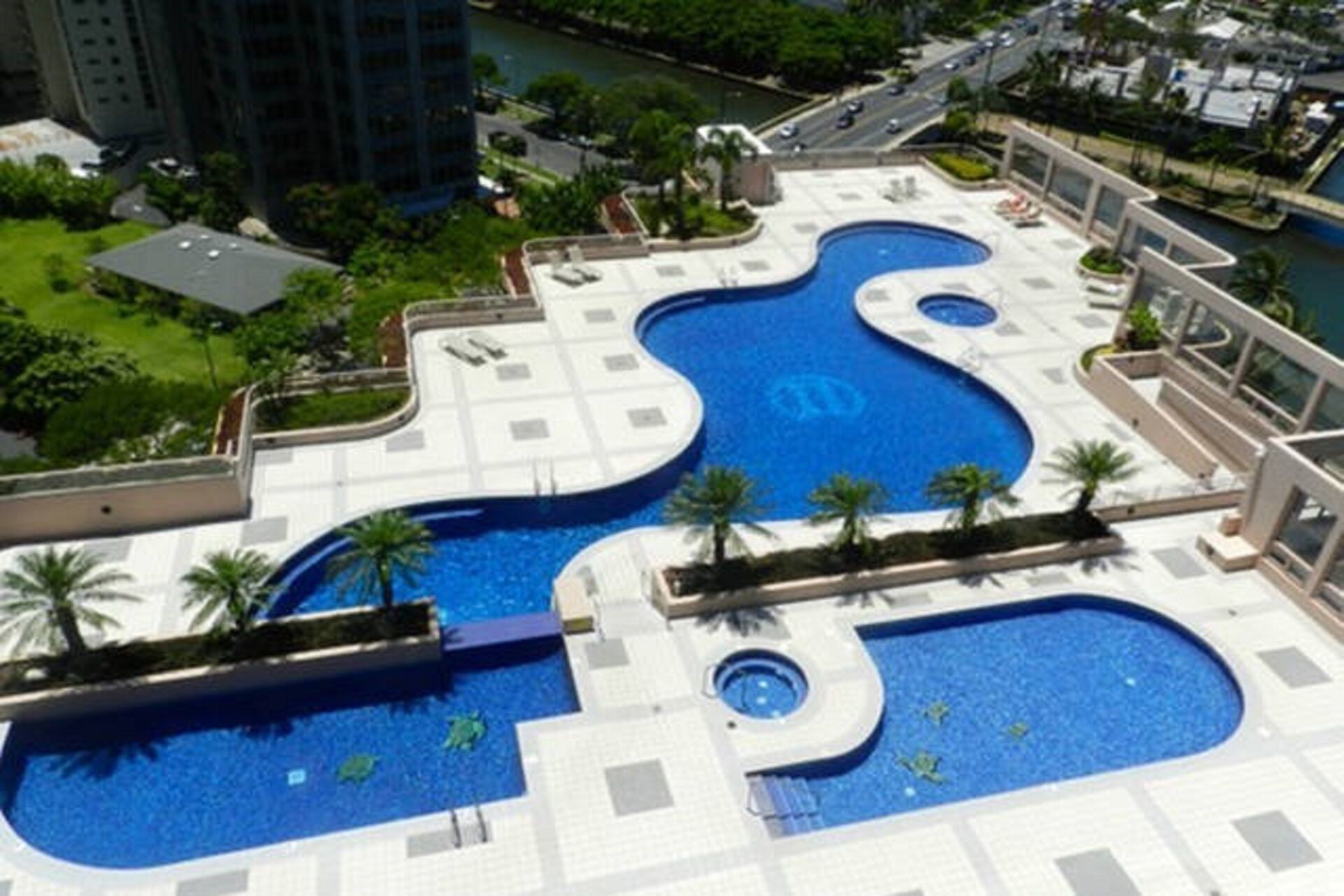 A Gallery of Views and Art at Waikiki