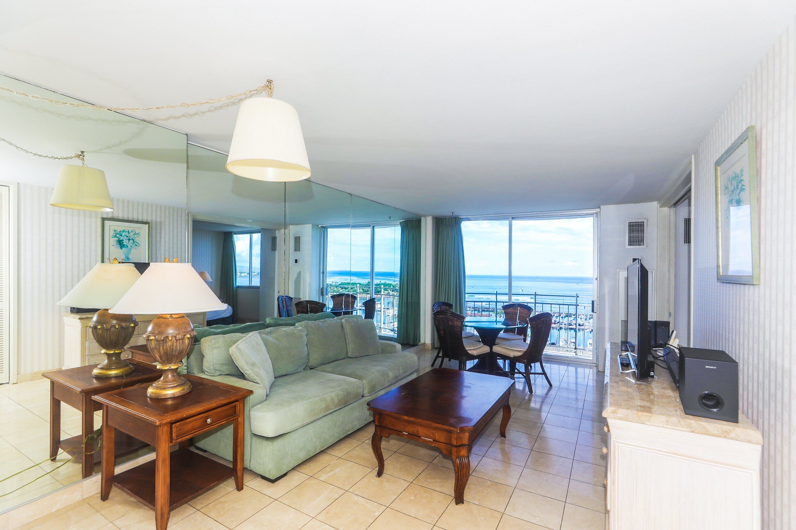 Breathtaking Ocean Views, You'll Never Want To Leave Waikiki!