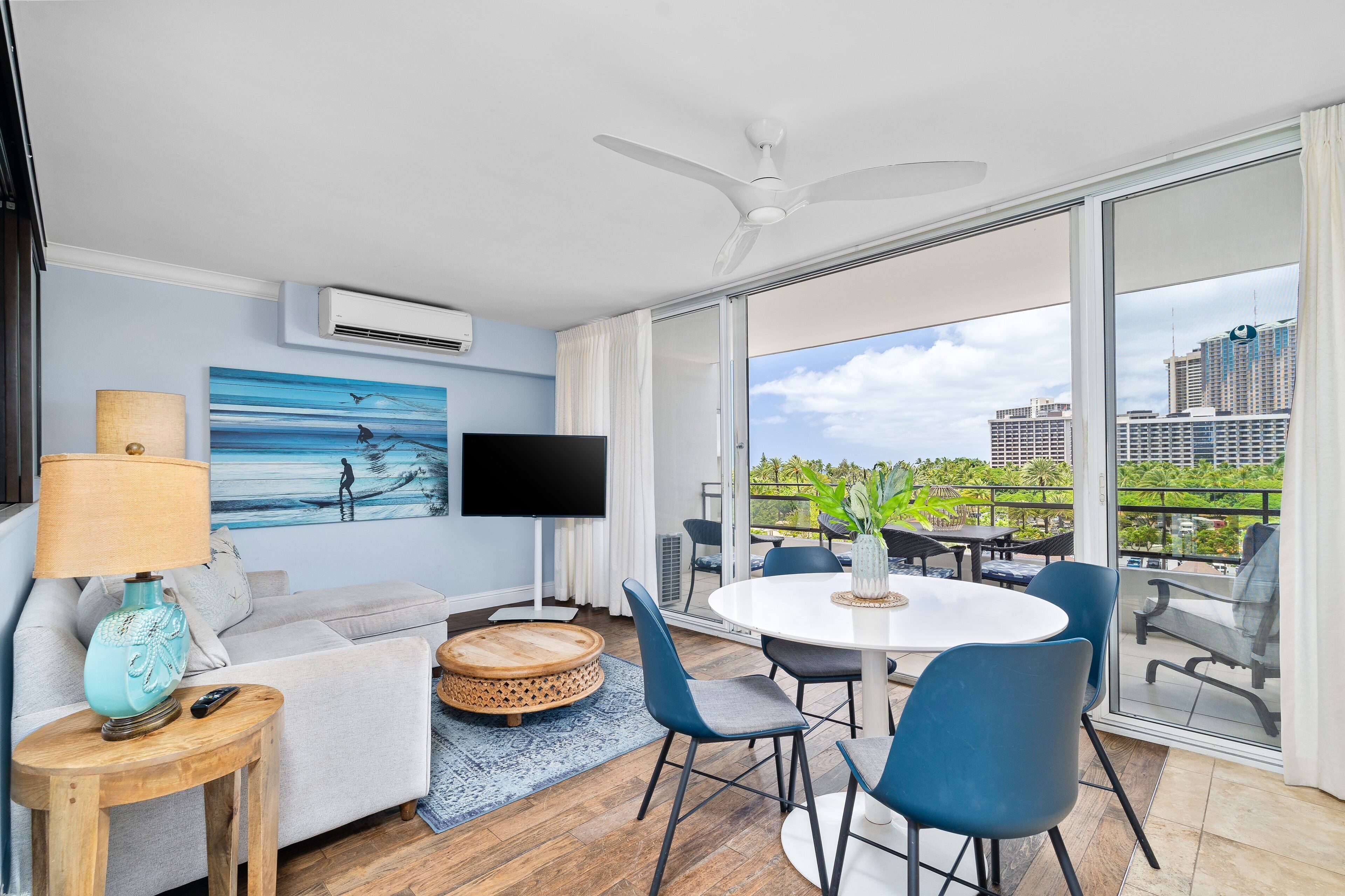 Heart of Waikiki With Partial Ocean View! Washlet! AC!