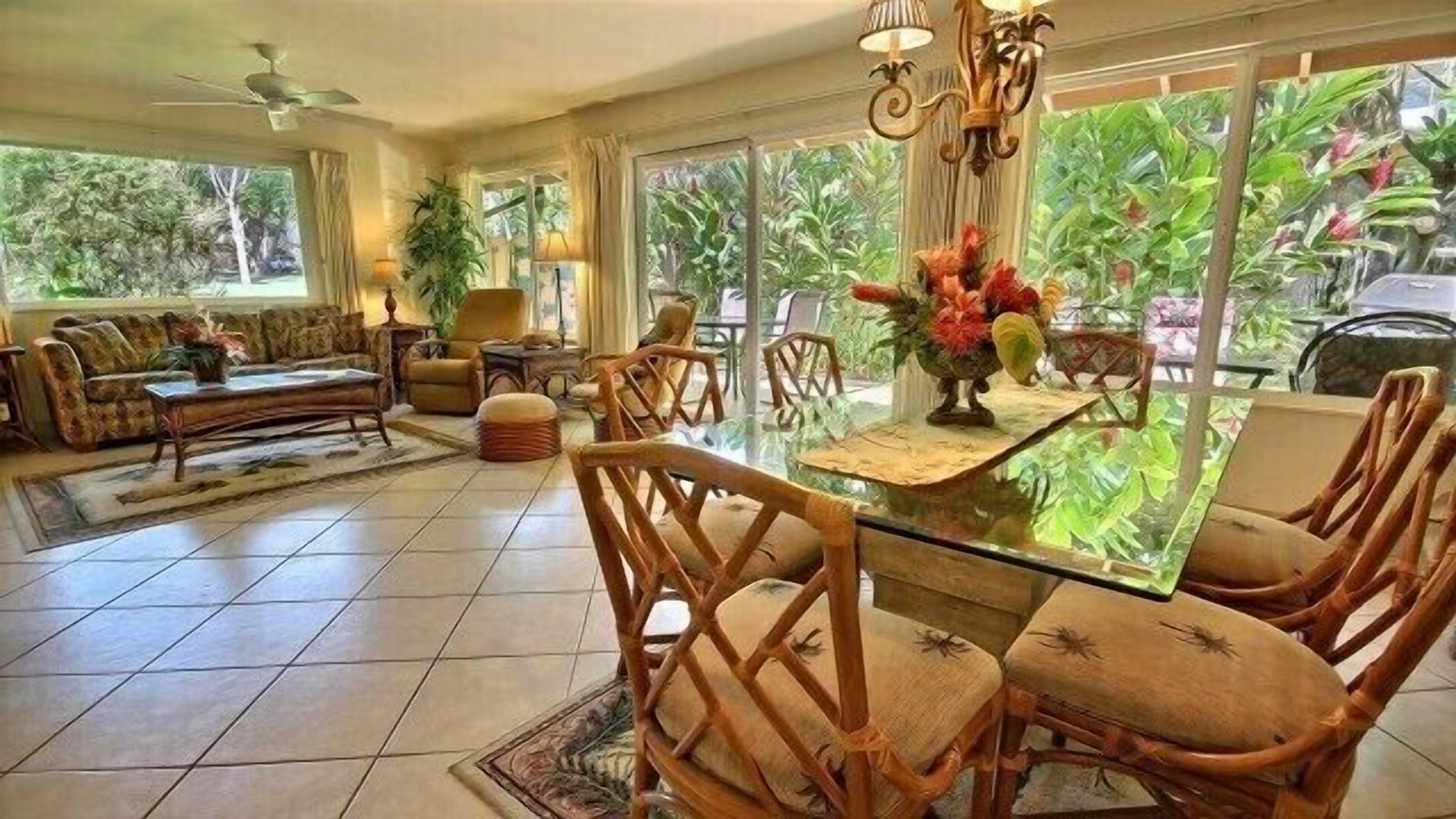 105-1  Puamana Spacious Townhome Near Ocean.