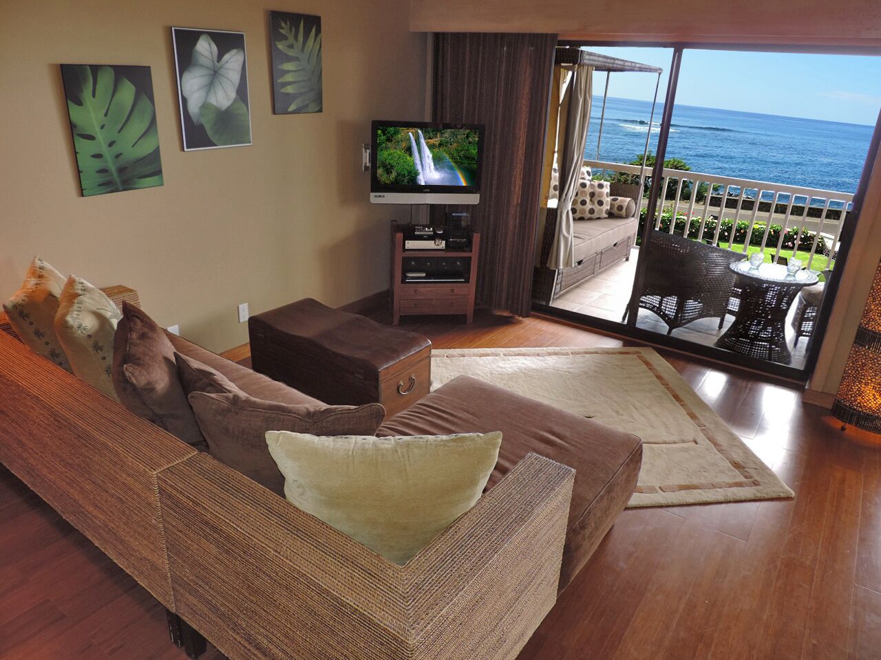 Alihi Lani 4: Full A/C - top floor Ocean Views! Upgraded throughout