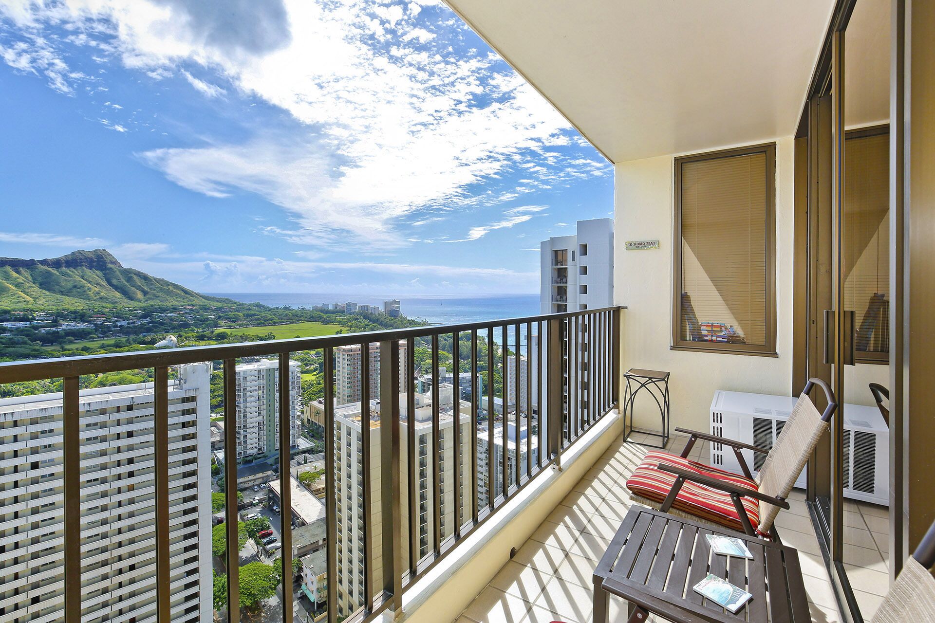 Unobstructed Diamond Head and Ocean Views!