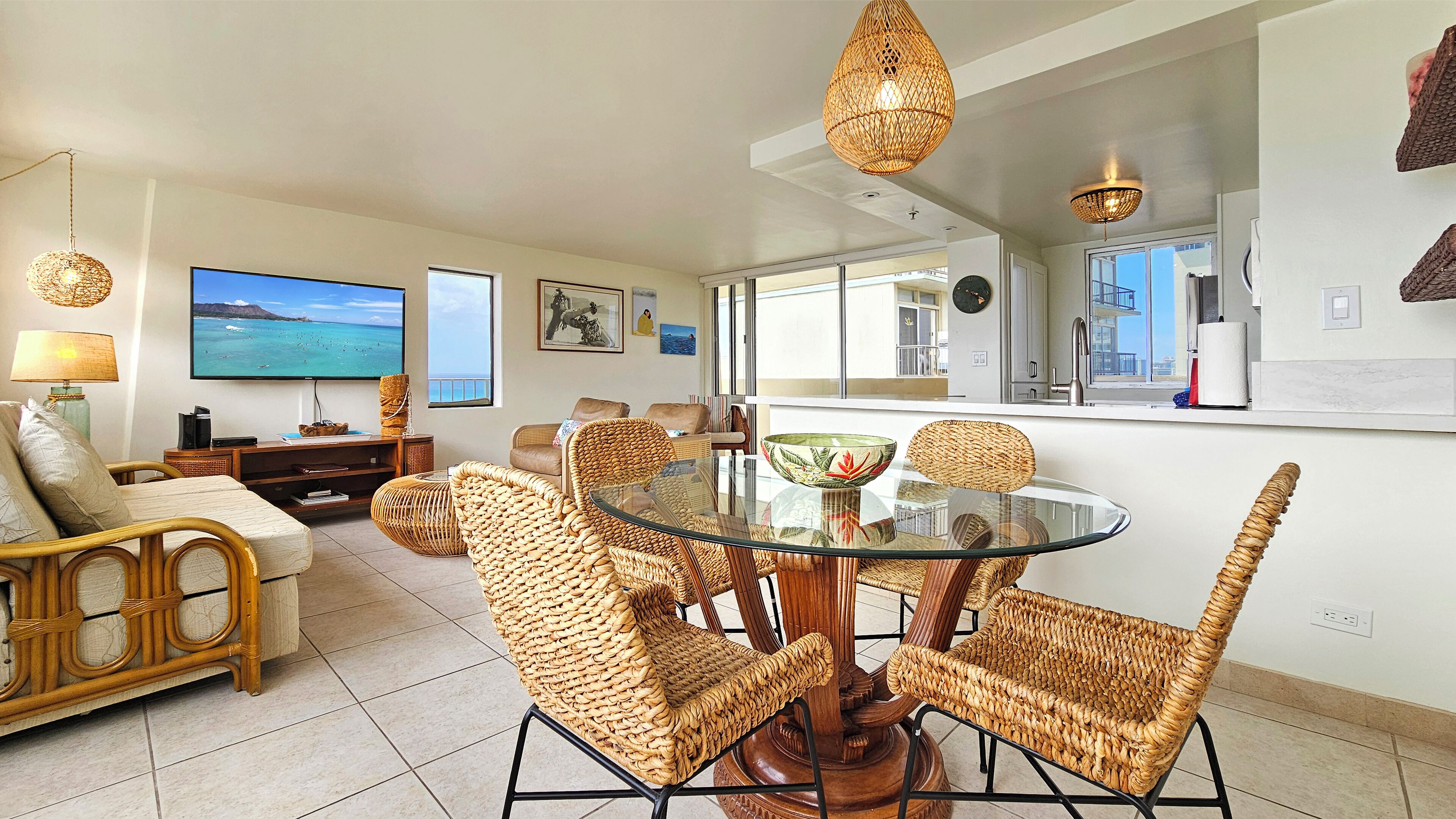 A Family Favorite on Hawaii's Gold Coast 11th Floor Oceanfront Condo