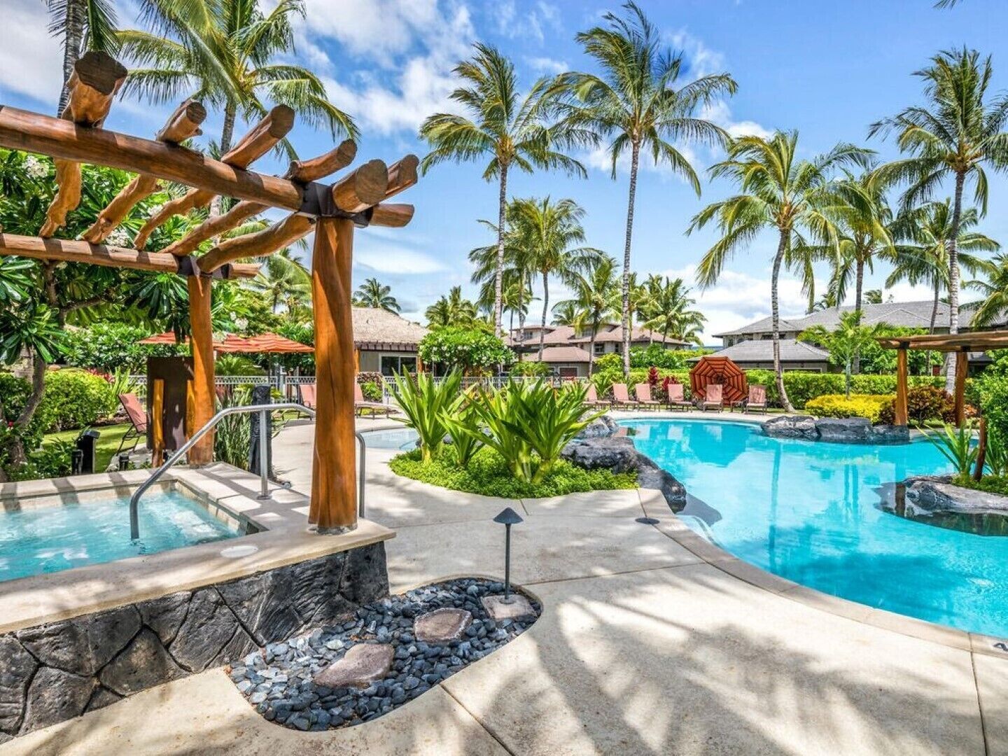 Beautiful Mauna Lani Golf Villa! Club Access, Gated, Sleeps 4, AC, Pool, SpaPool