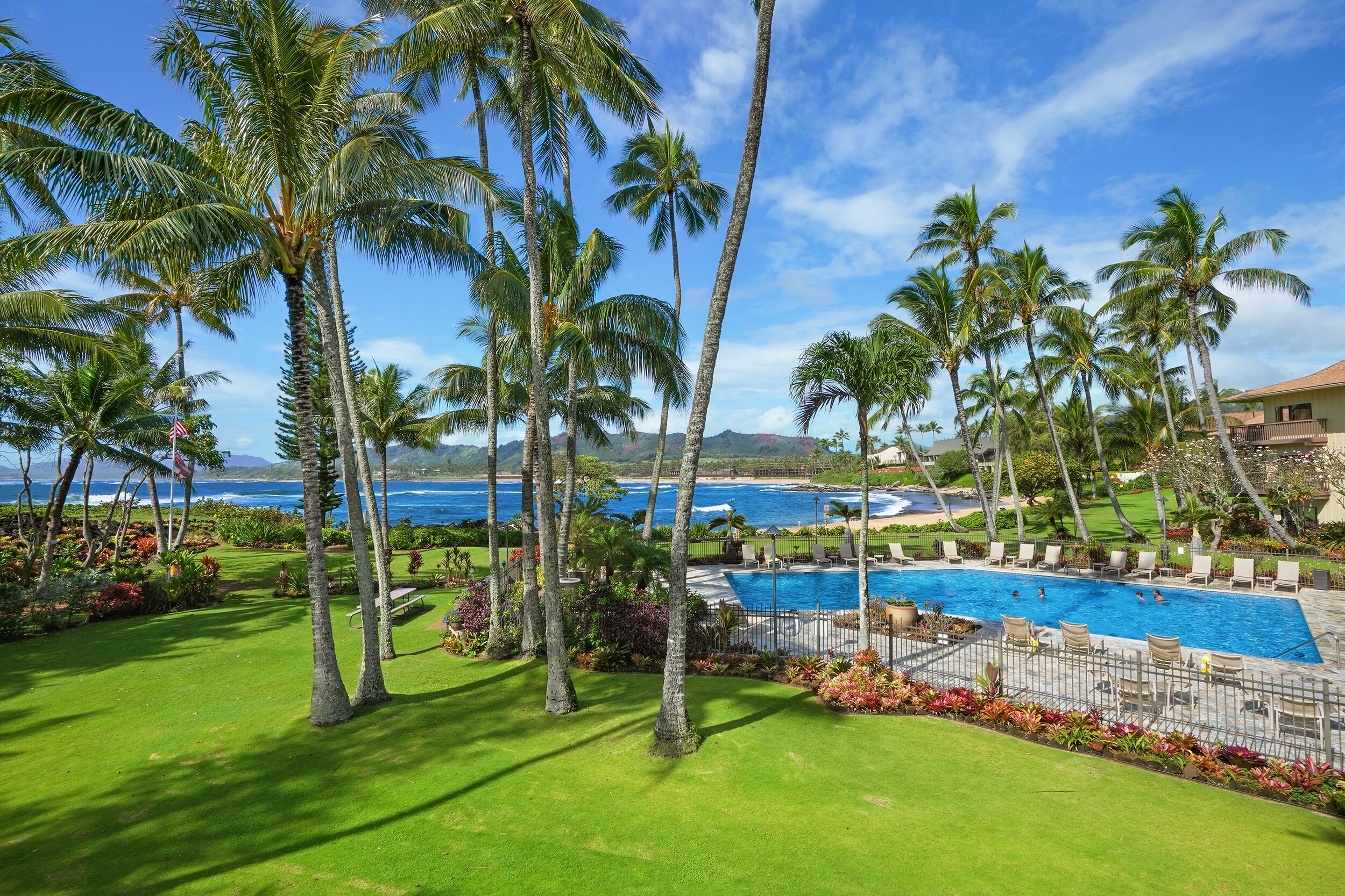 Kauai Exclusive - Lae Nani 121 - Oceanfront - Steps to the beach