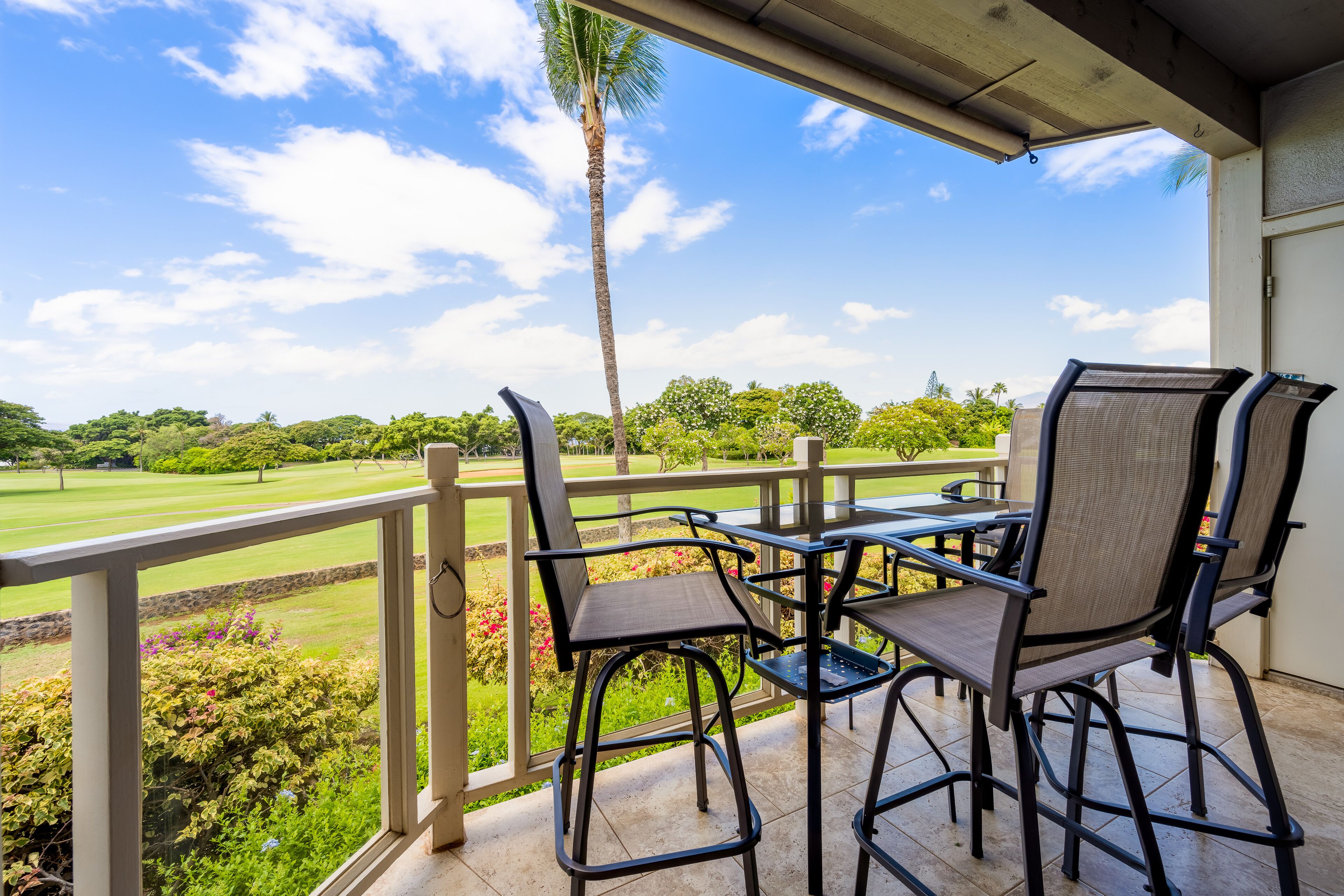 Golf course-front condo with outdoor pool, hot tub, central AC, & free WiFi