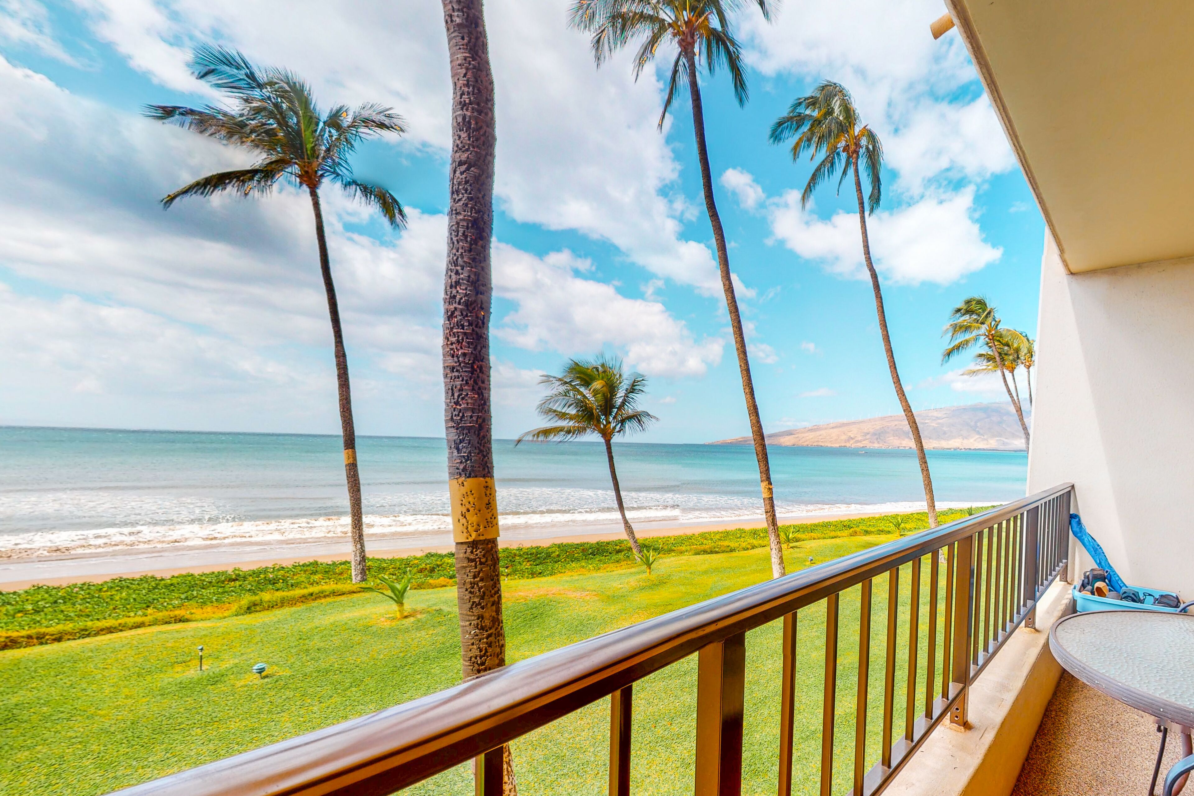 Sugar Beach Resort Condo w/ Shared Pool/Hot tub, Private W/D-Surf, Bike, Golf