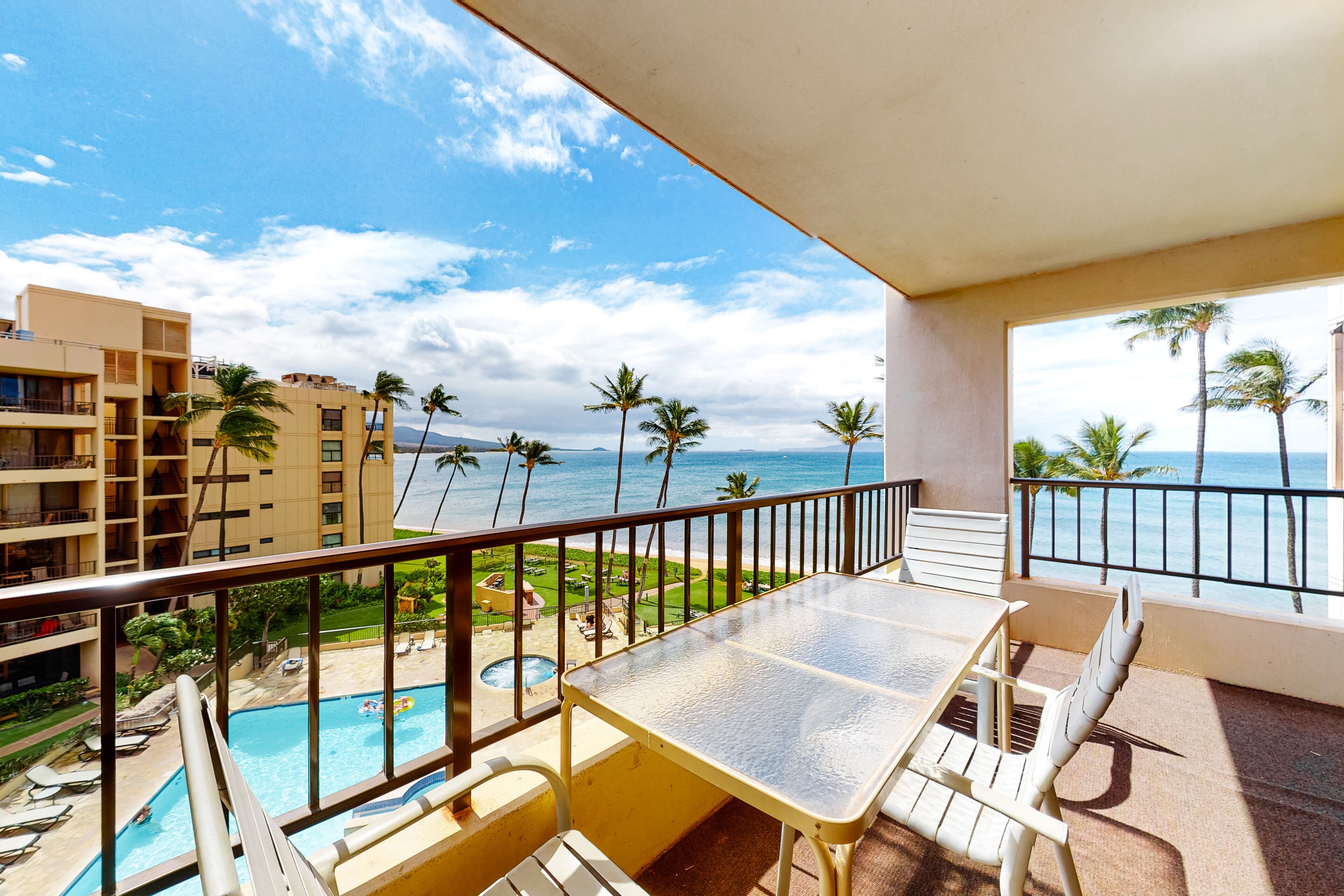 Sugar Beach Resort Condo w/ A/C, Shared Pool/Hot tub-Surf, Bike, Golf, More