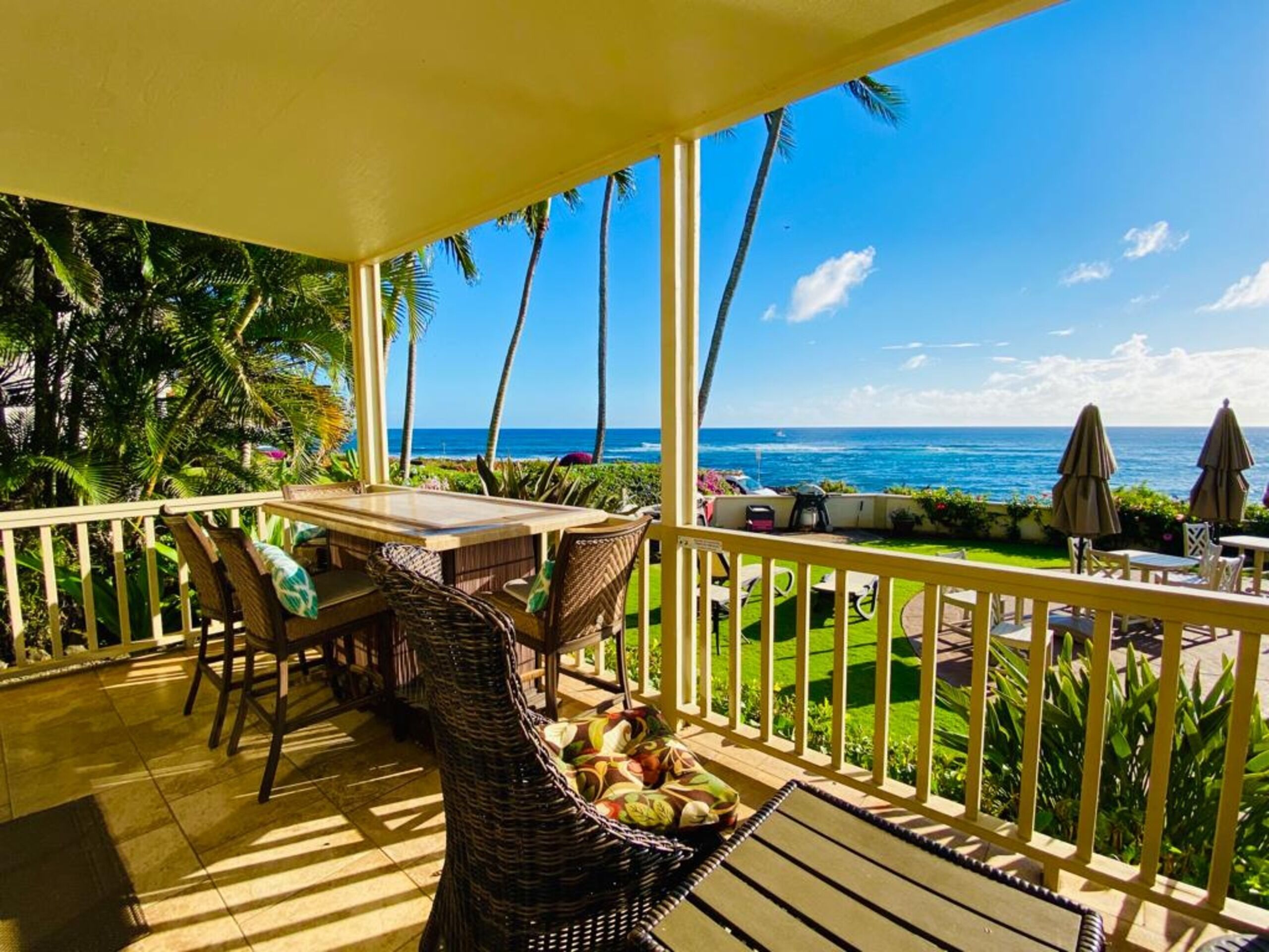 Alihi Lani 3 is a Luxury Condo with Amazing Views in a Prime Location.