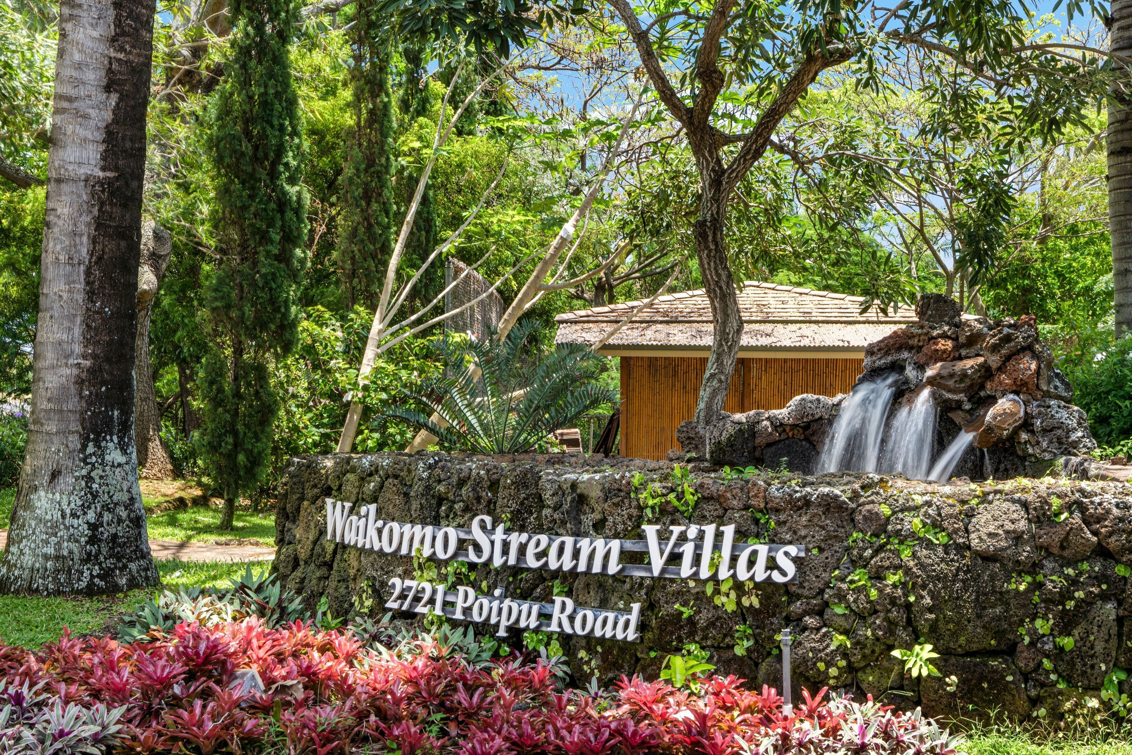 Waikomo Stream 402 - Private, Peaceful, Garden View Condo With 2 Lanais