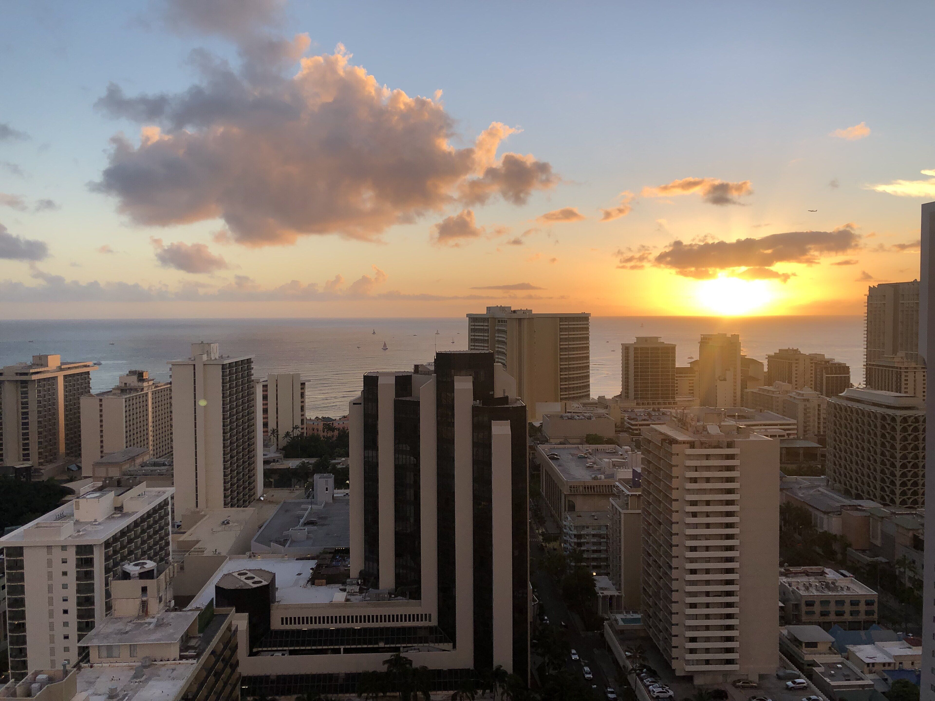 1 bedroom condo with great Waikiki view