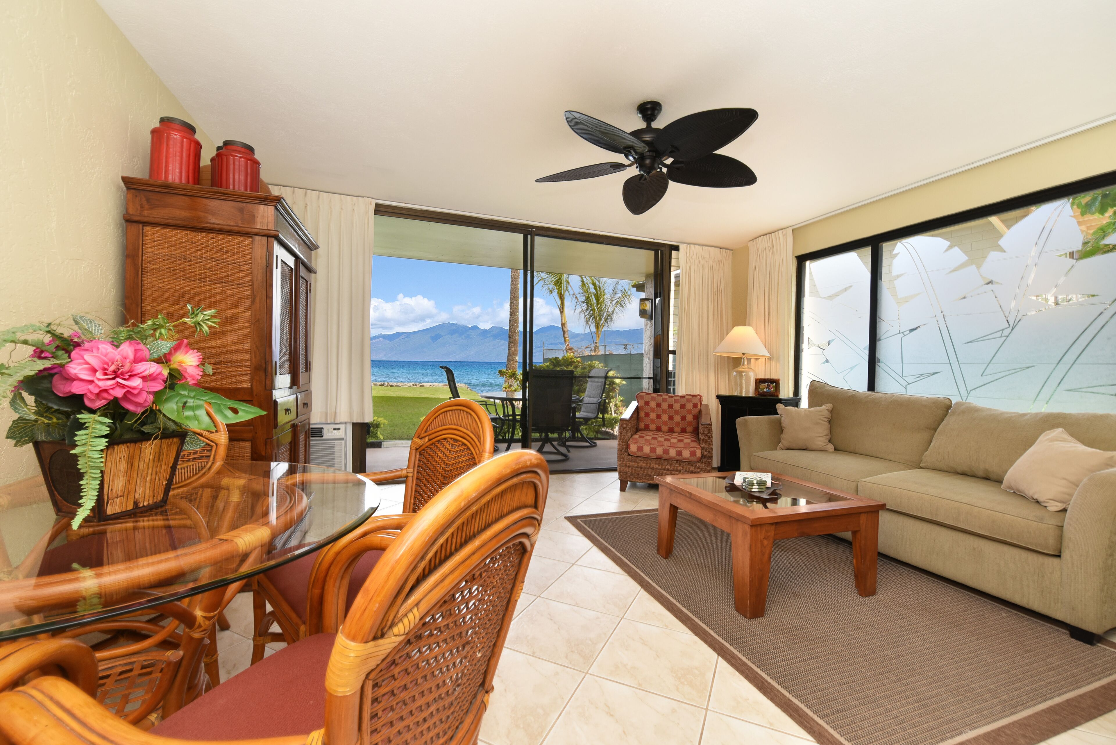 1 Bedroom Oceanfront in Kaanapali - Papakea A109