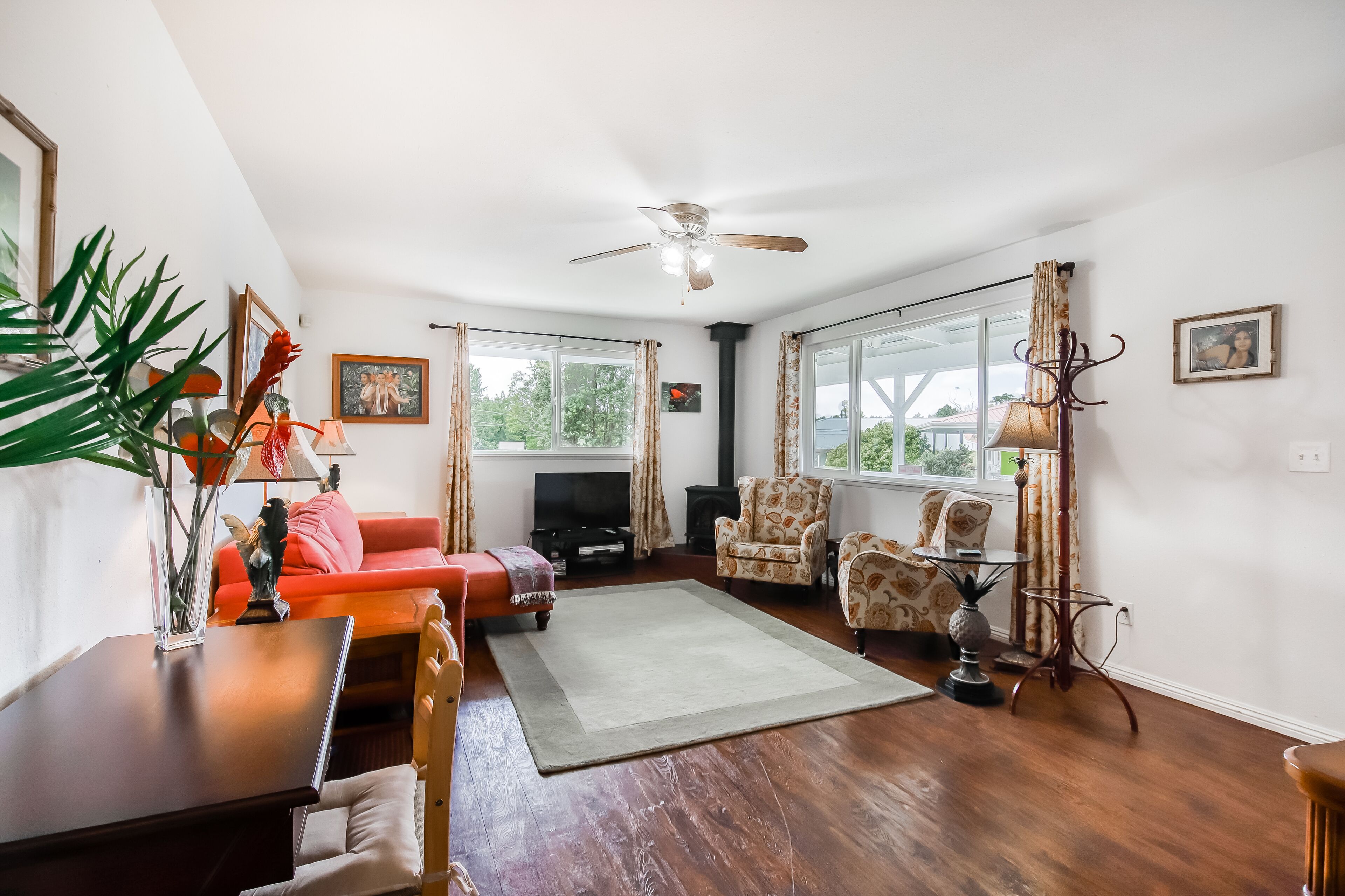 Quiet cul-de-sac house near Volcanoes National Park & golf - snowbird-friendly