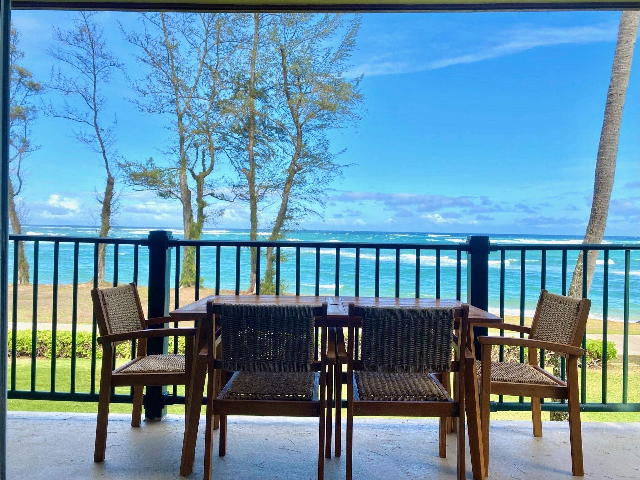 RENOVATED 10/21! Corner Oceanview Condo w/ AC!!