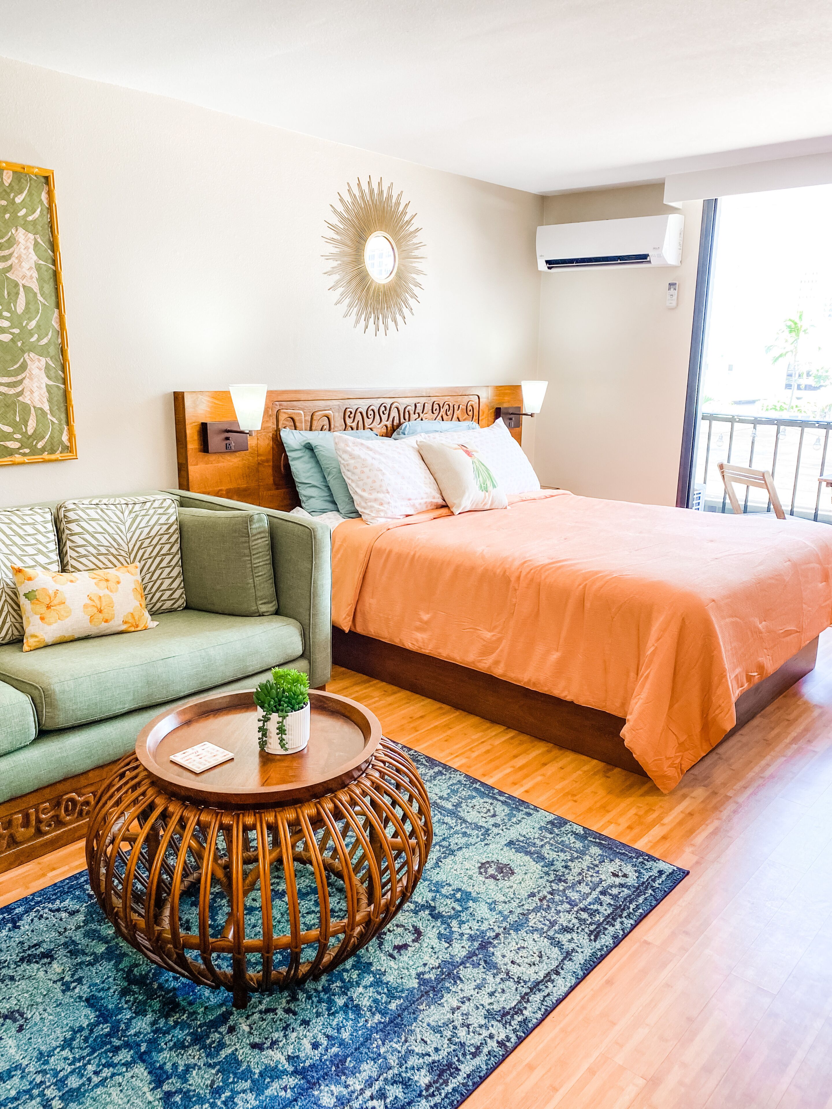 New Waikiki Boutique Condo 1.5 blocks to the sands of Waikiki Beach!