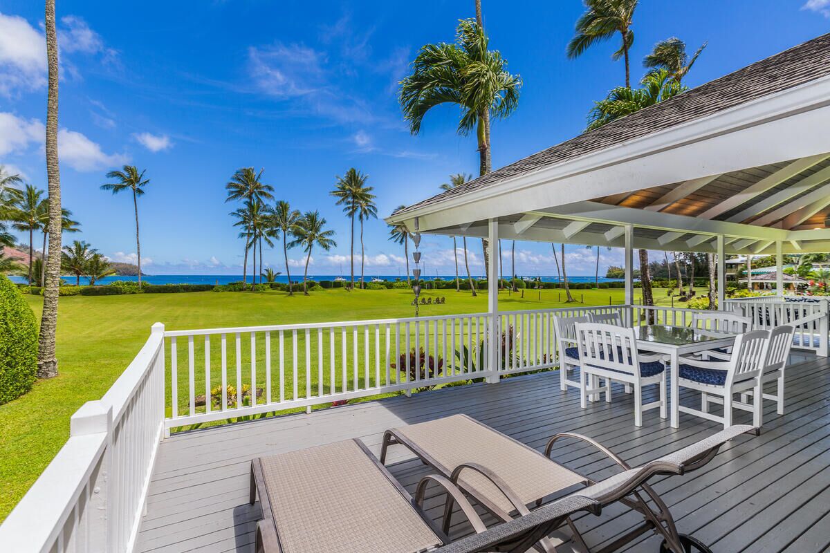 Makana Nui - Beachfront Home on Hanalei Bay