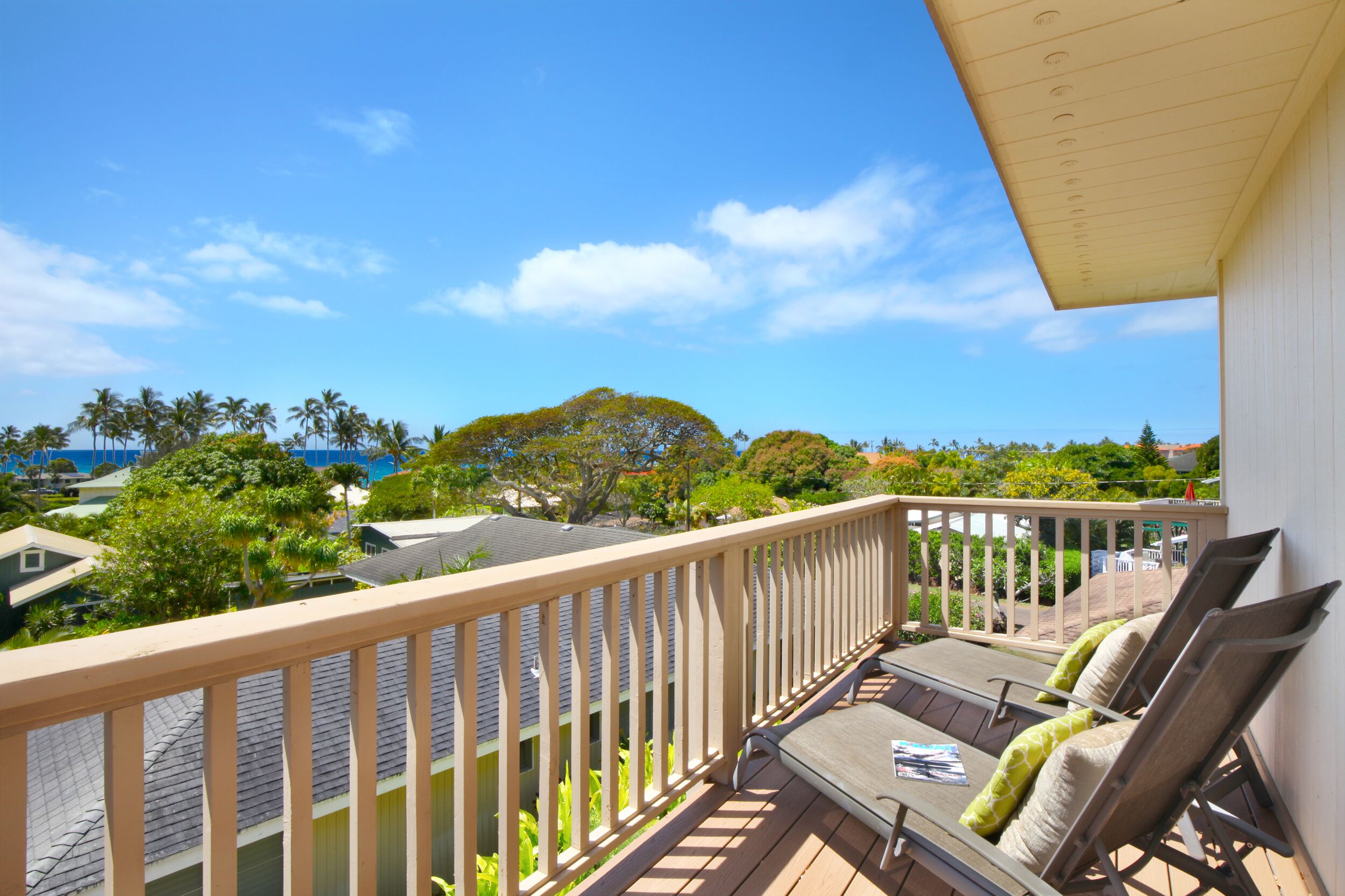 Kauai Exclusive - Pane Makai Turtle Suite - Steps to the Beach!