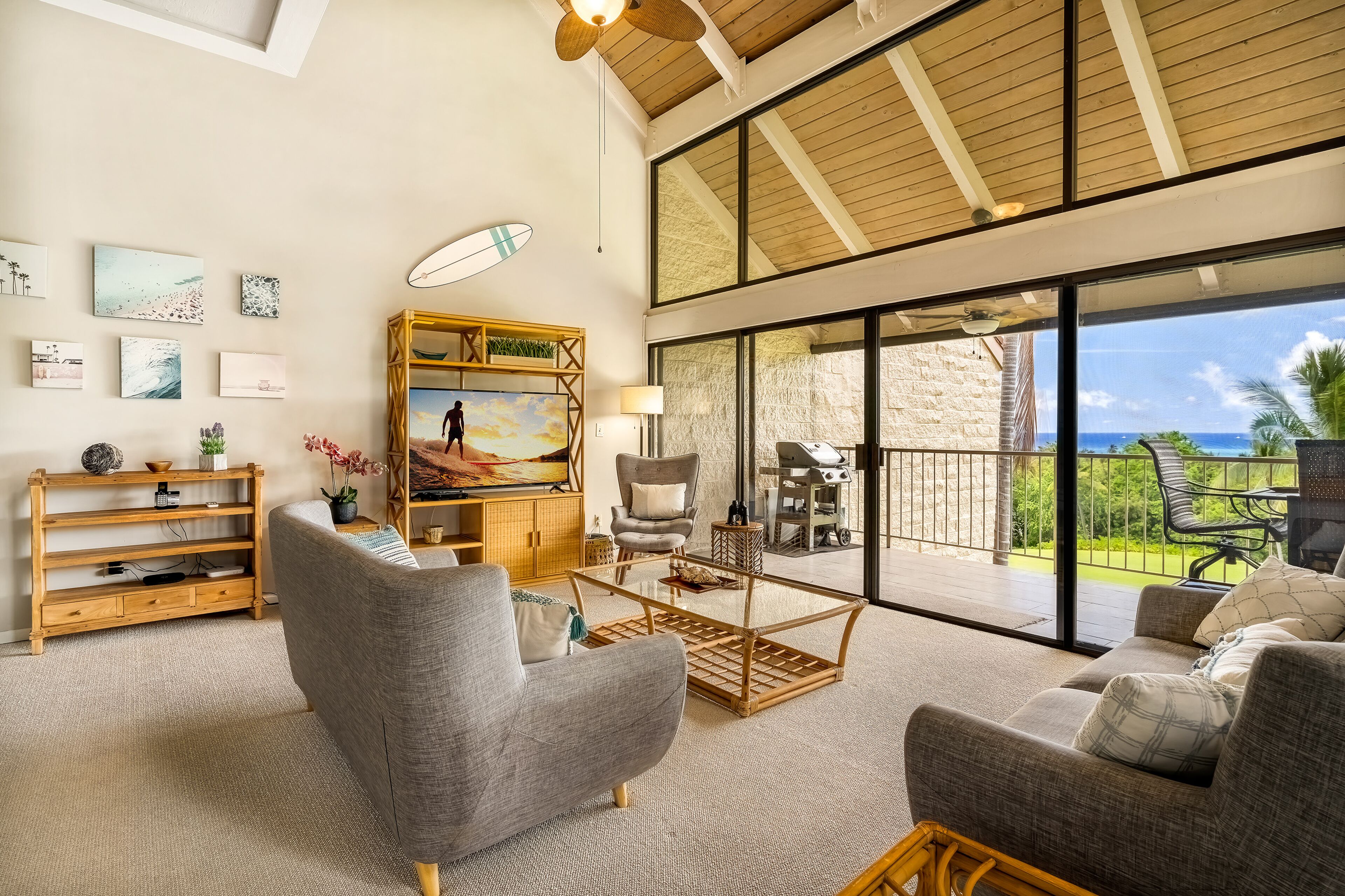 Ocean & Golf View Loft-Condo with WiFi, Lanai, Grill, Full Kitchen, Pool/Spa