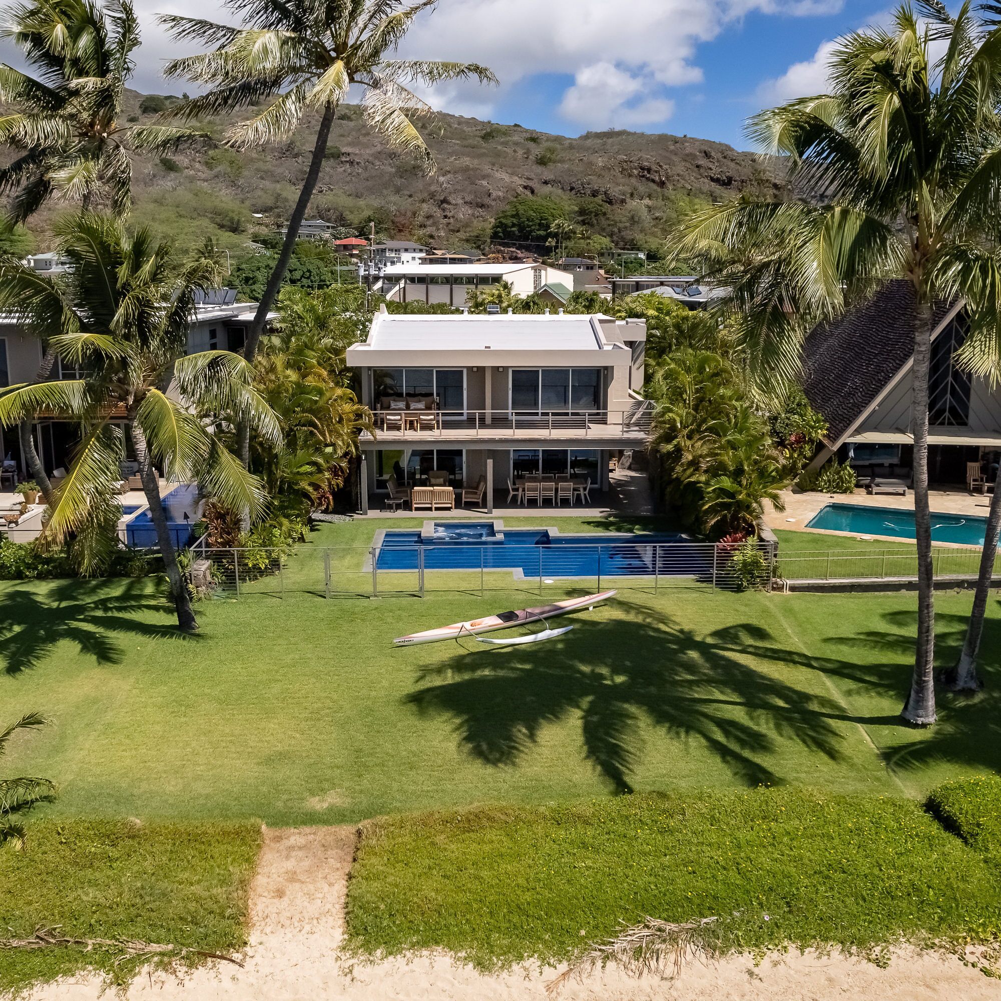Best and Newest Beachfront Listing in Honolulu