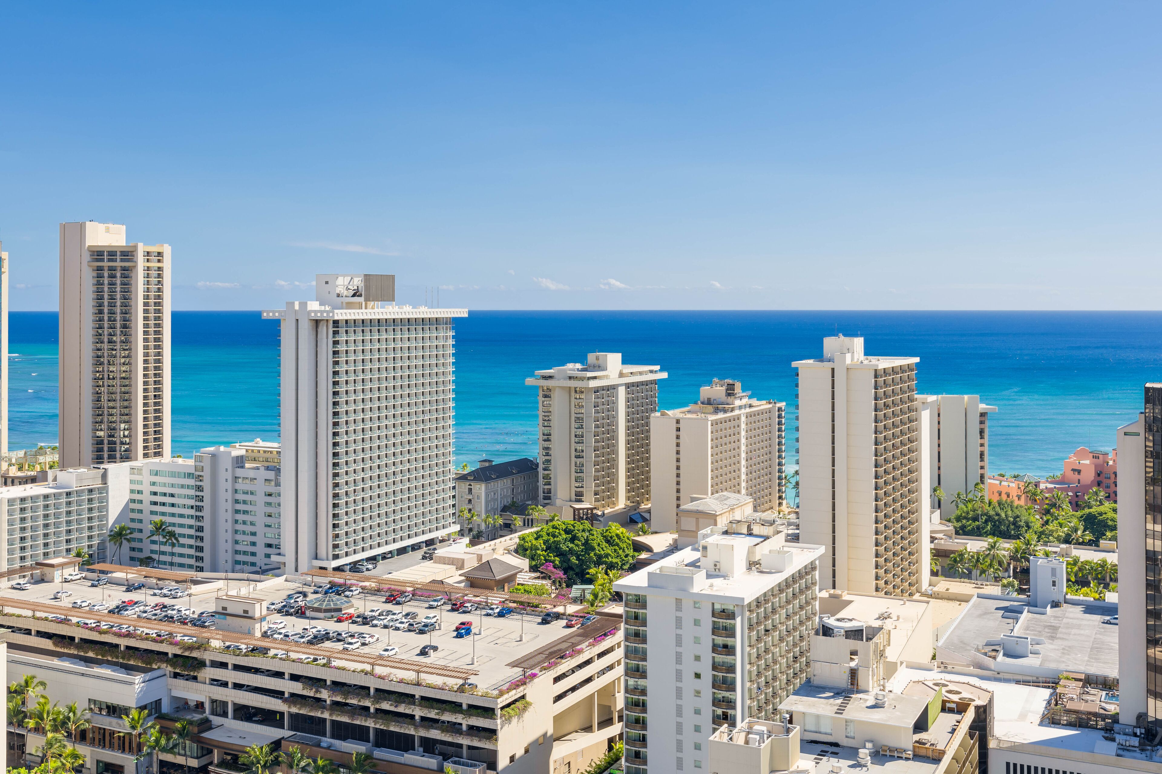 37FL-Elegant Waikiki King Studio with Fabulous Views