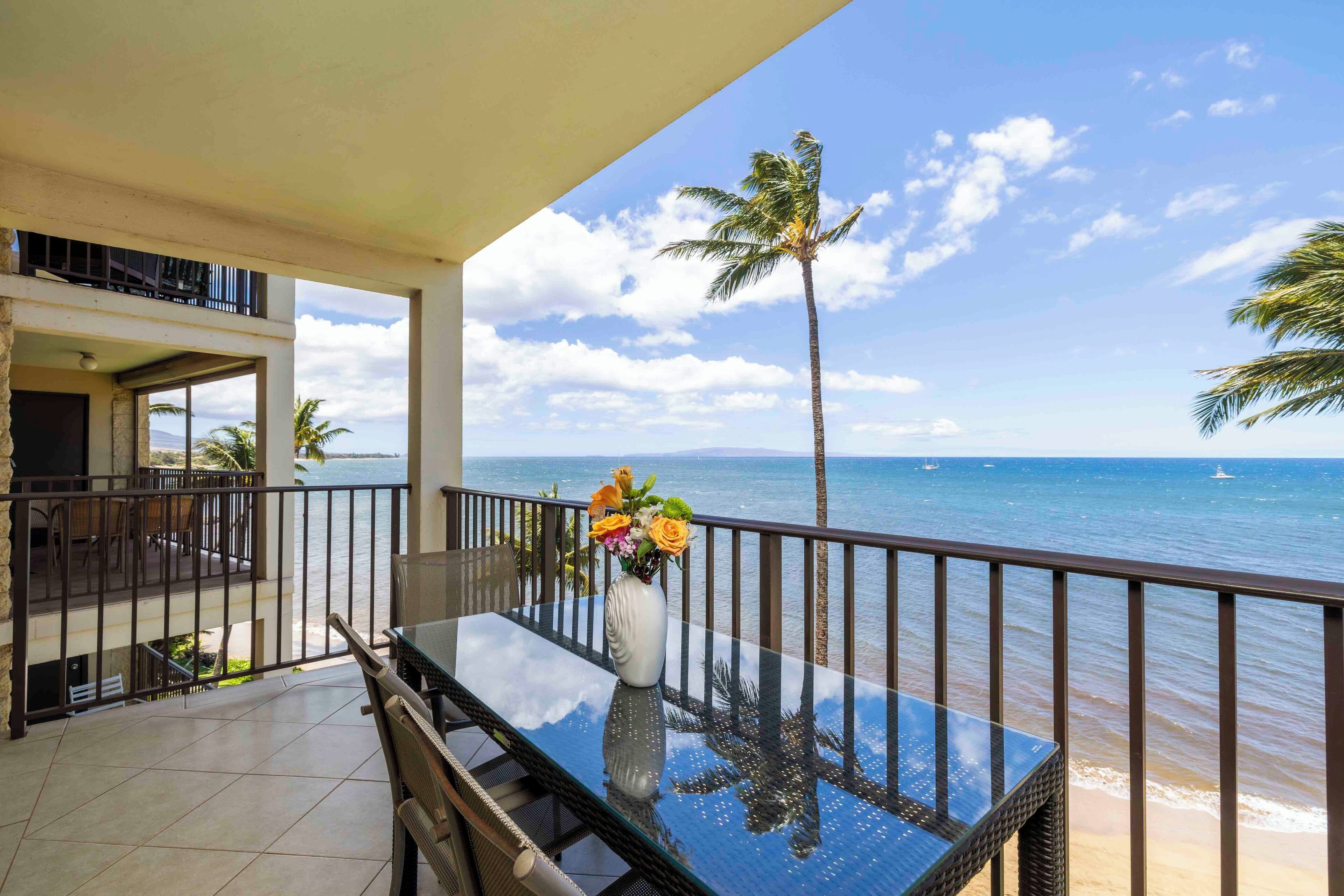 KBR #505 - 1 Bedroom/2 Bath Ocean Front Updated unit on Stunning Sugar Beach!