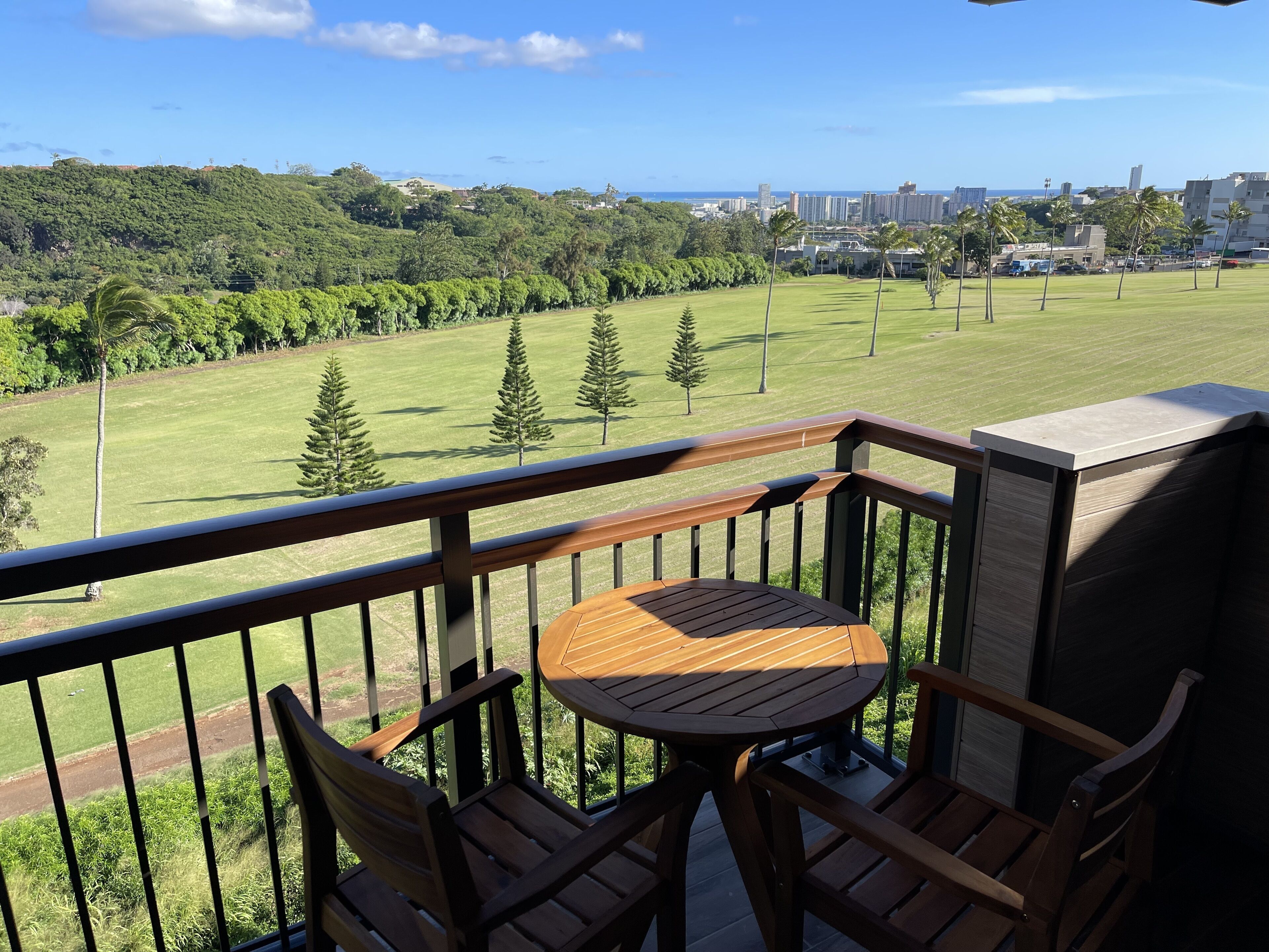 STUNNING FAIRWAY VIEWS, HOME "E"-CLEAN-NEW-GATED, NEAR JBPHH, CAGE # AVAILABLE.