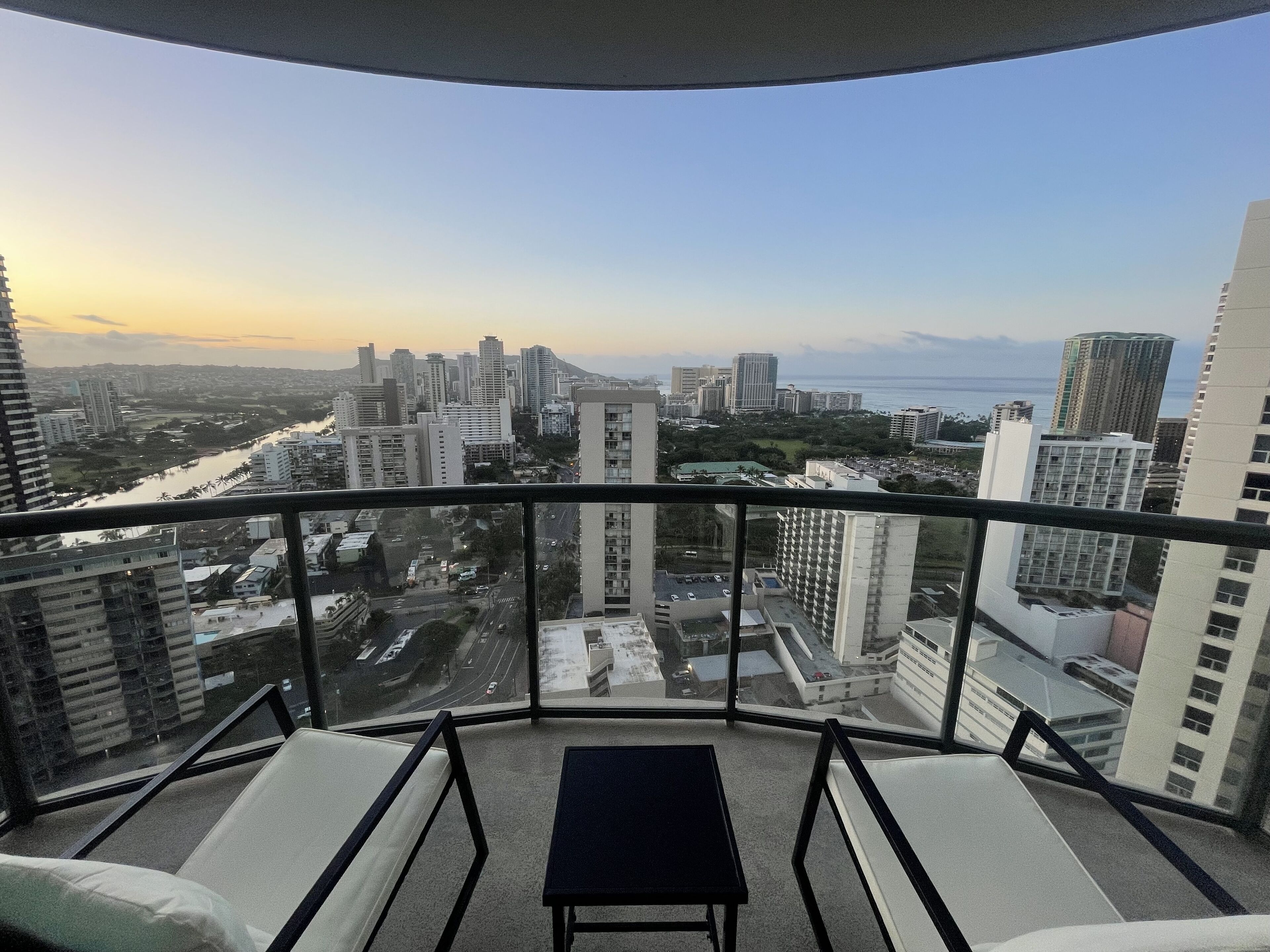 Luxury 30th floor 2 bedroom condo in Waikiki