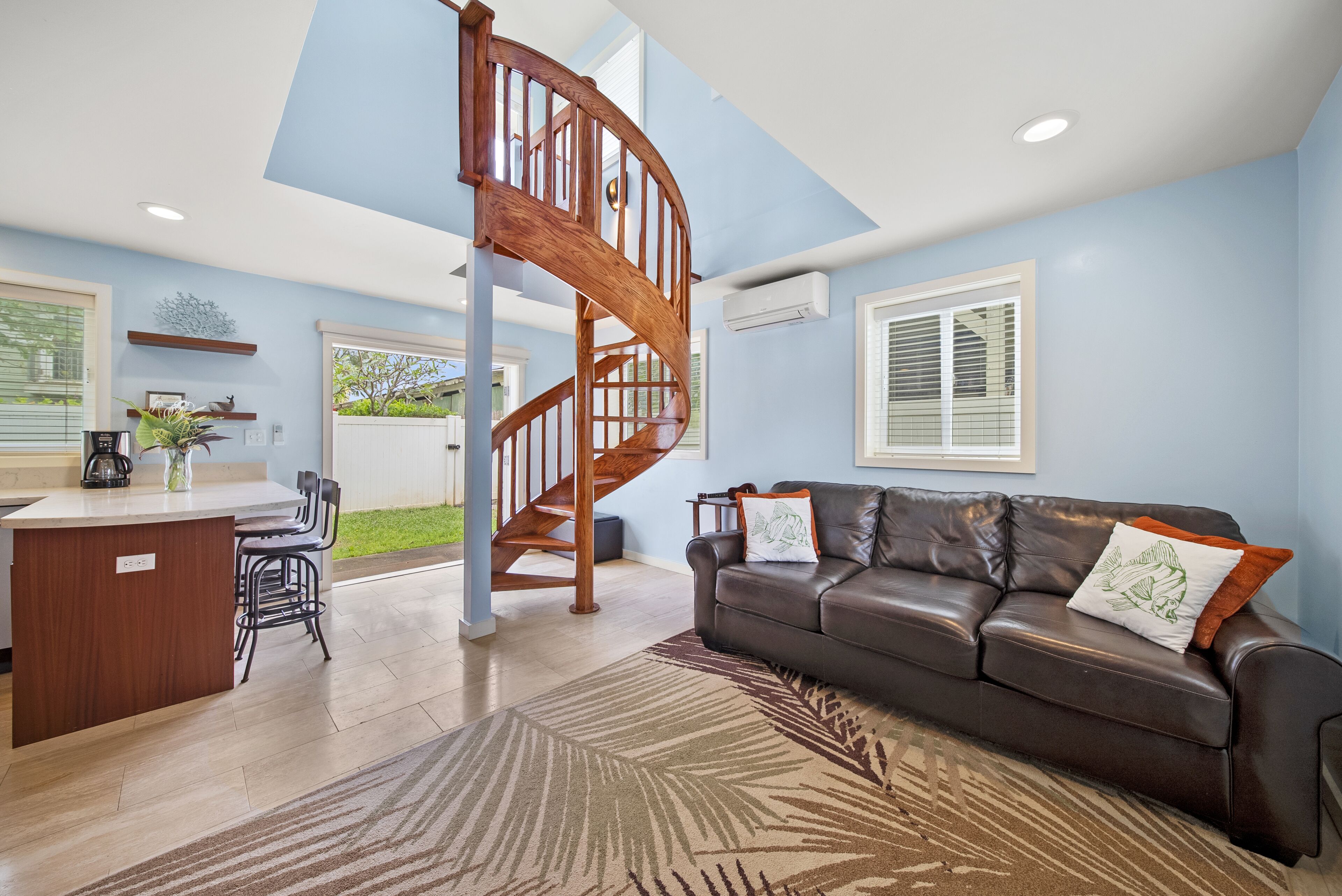 Waialua Beachside Cottage: Lovely! Direct Beach Access