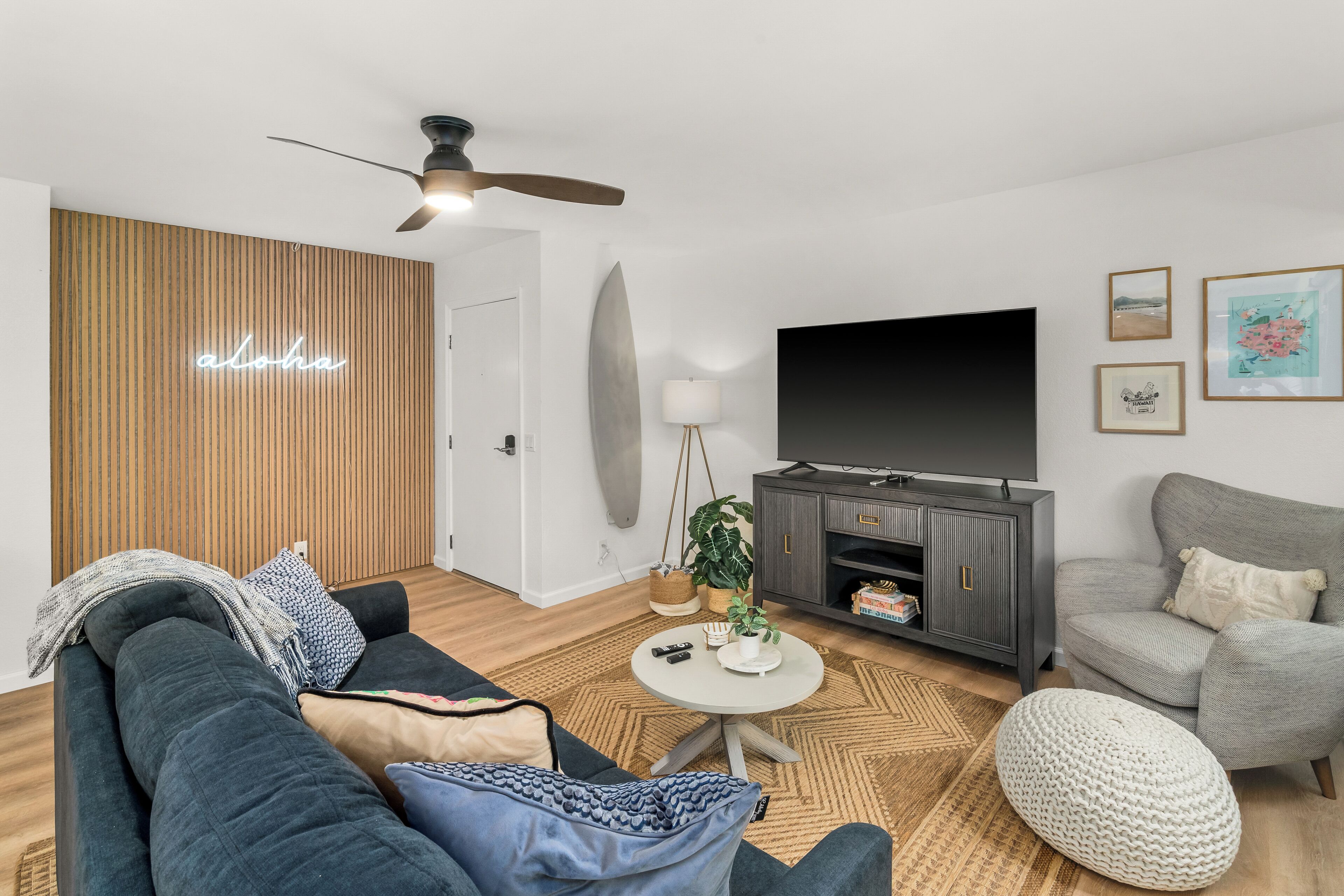 Newly renovated Princeville 1 bedroom w/ king bed, ac and mountain range views!