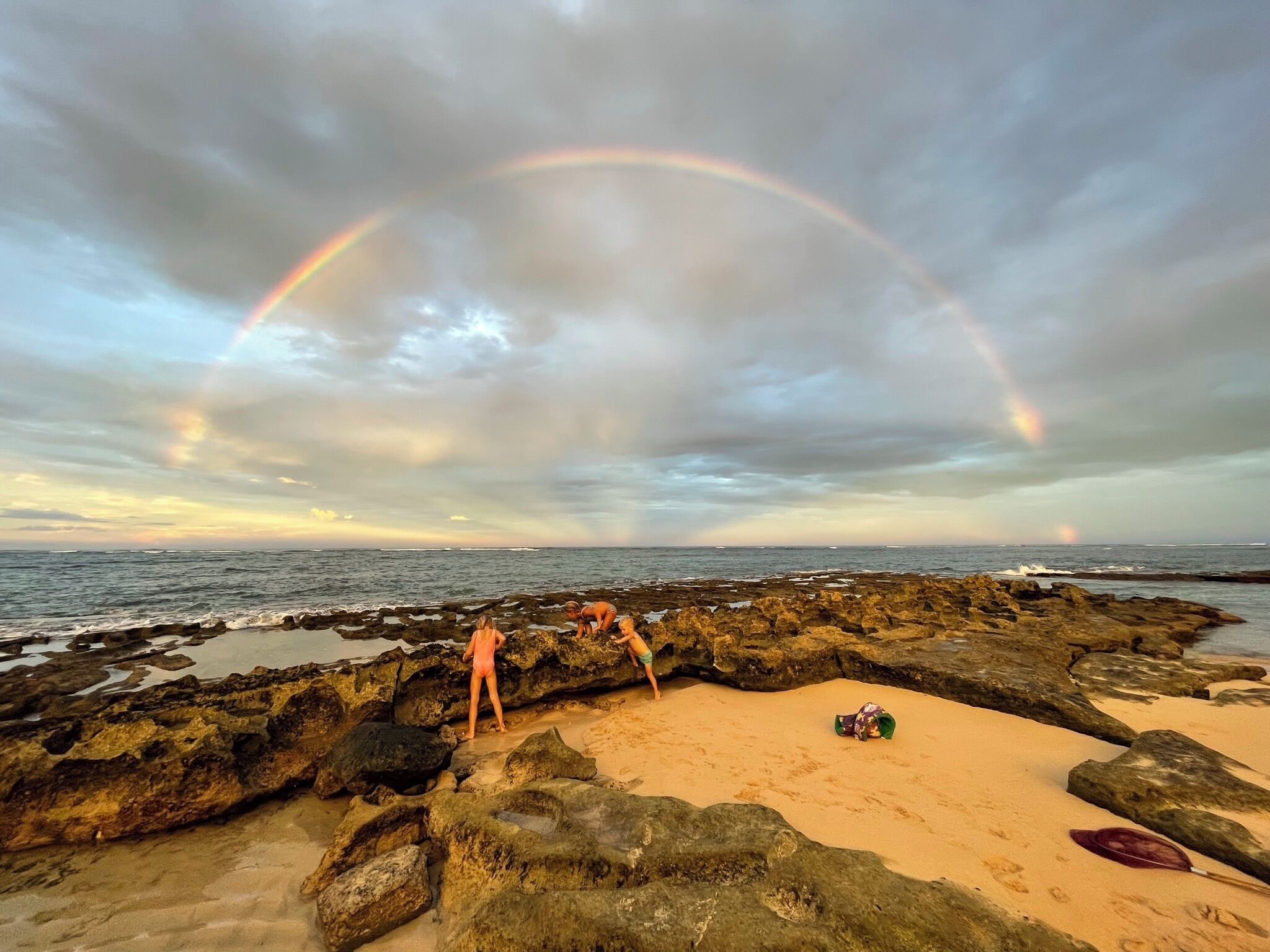 North Shore Beach House with AC,  30 day rental