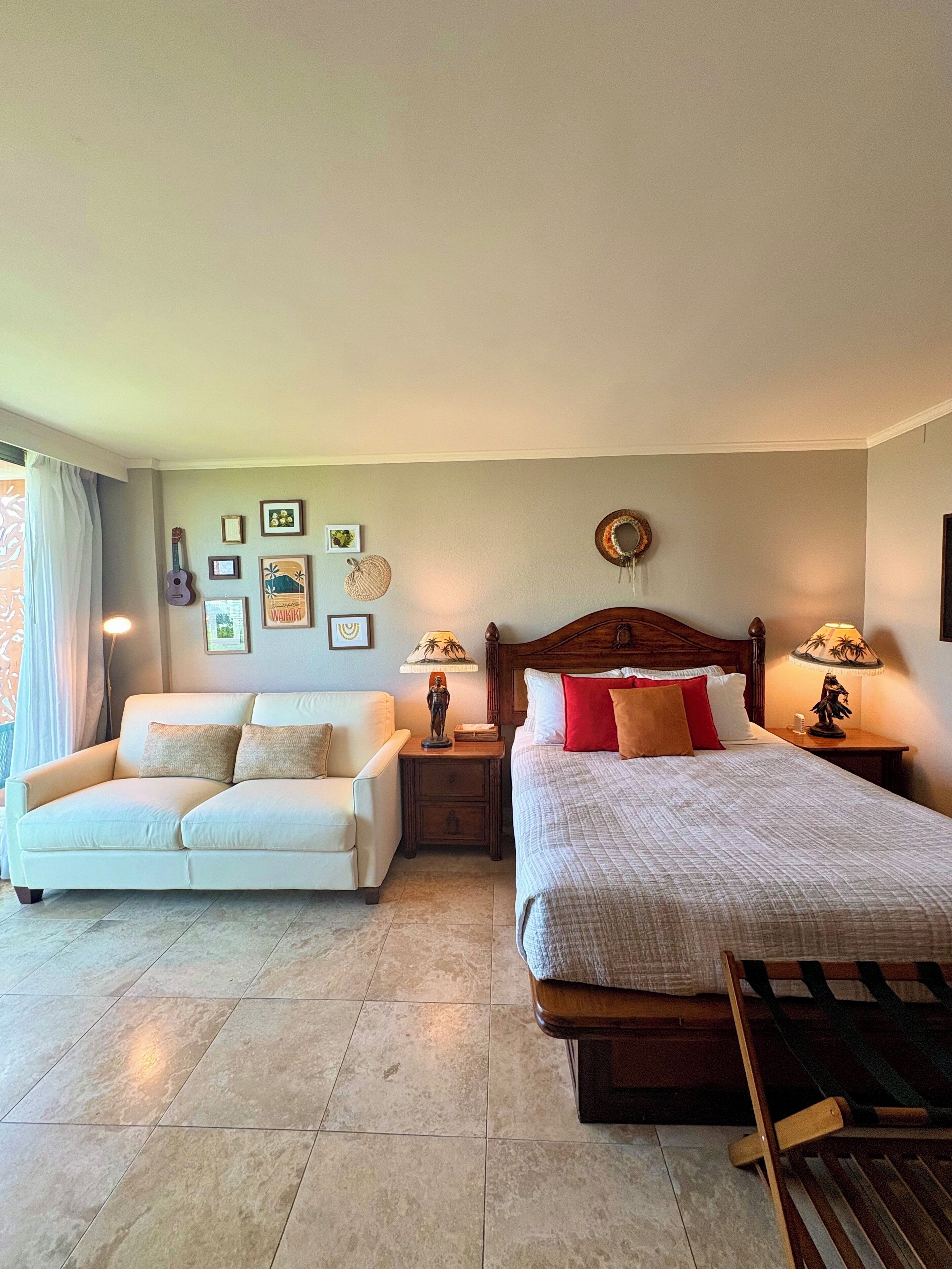 Four Star Boutique Hotel, Luana Waikiki Private Studio with Park View