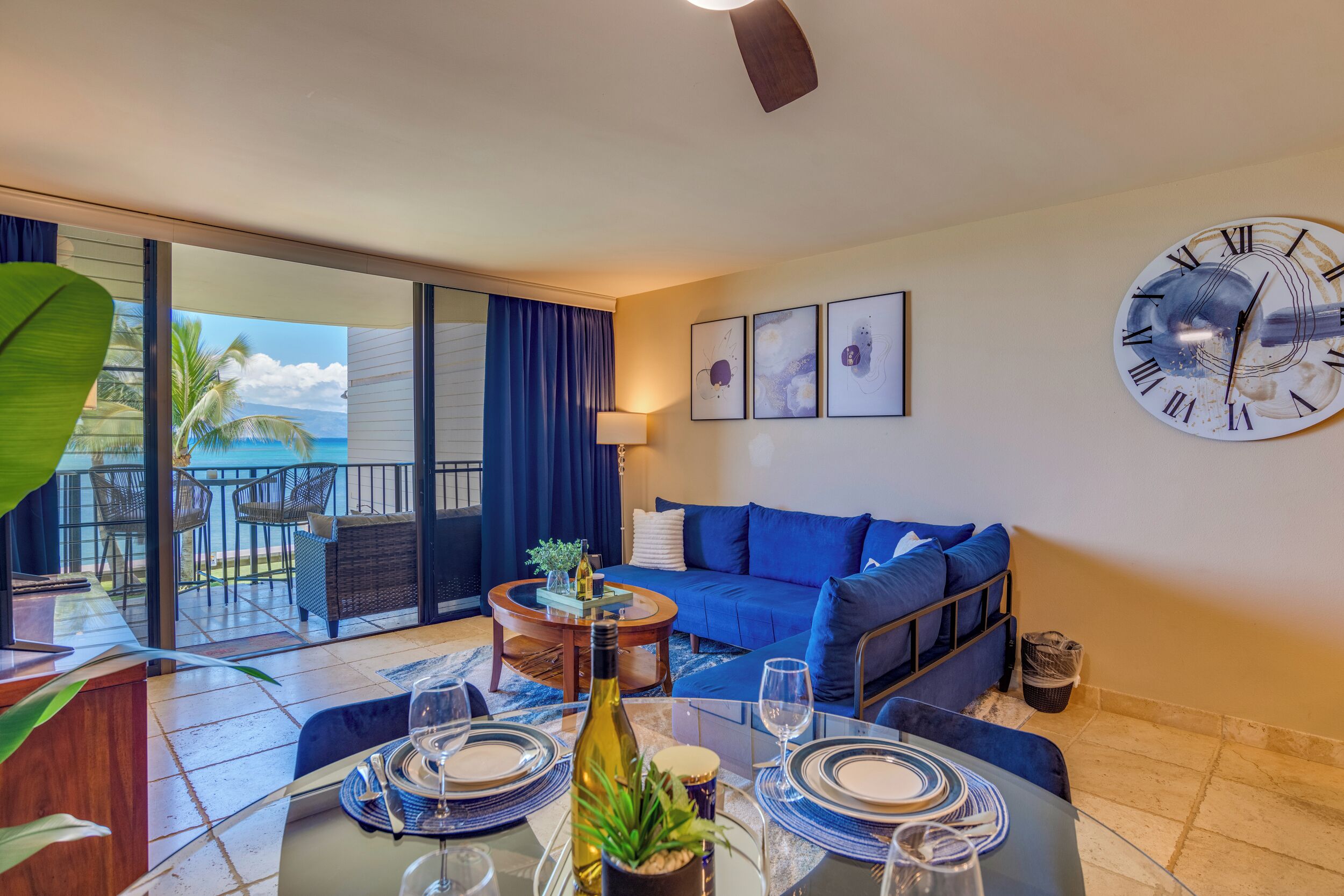 1 Bedroom Oceanfront W/Lanai-Kahana Reef #216