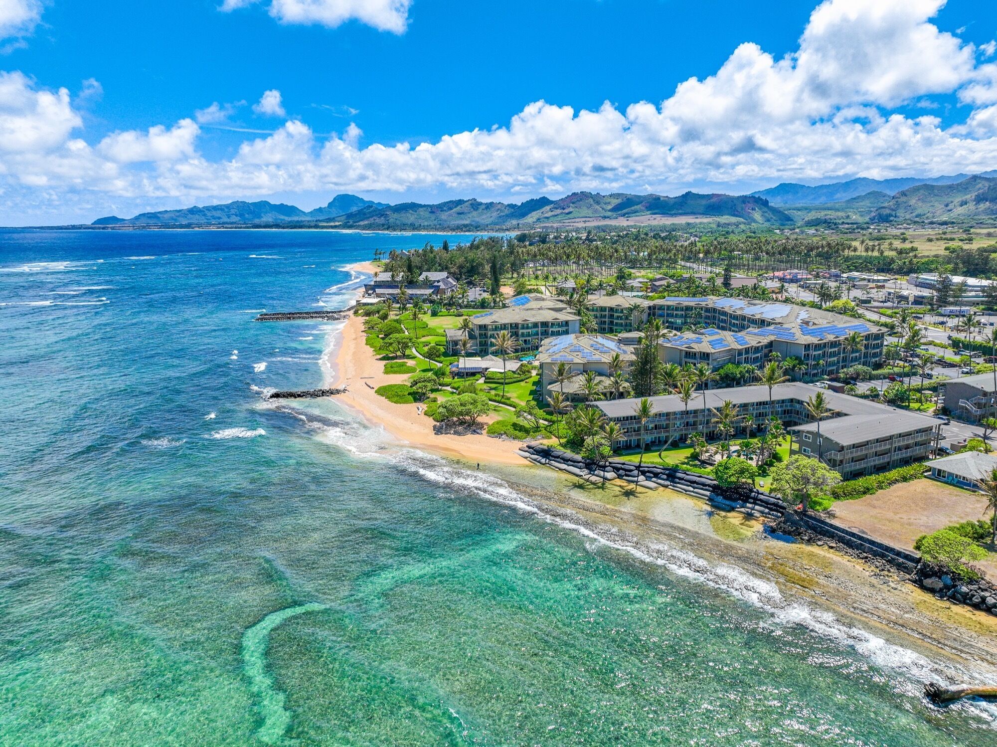 Kailani #315, Top Floor, Walk to Kapaa Town and Beach, AC
